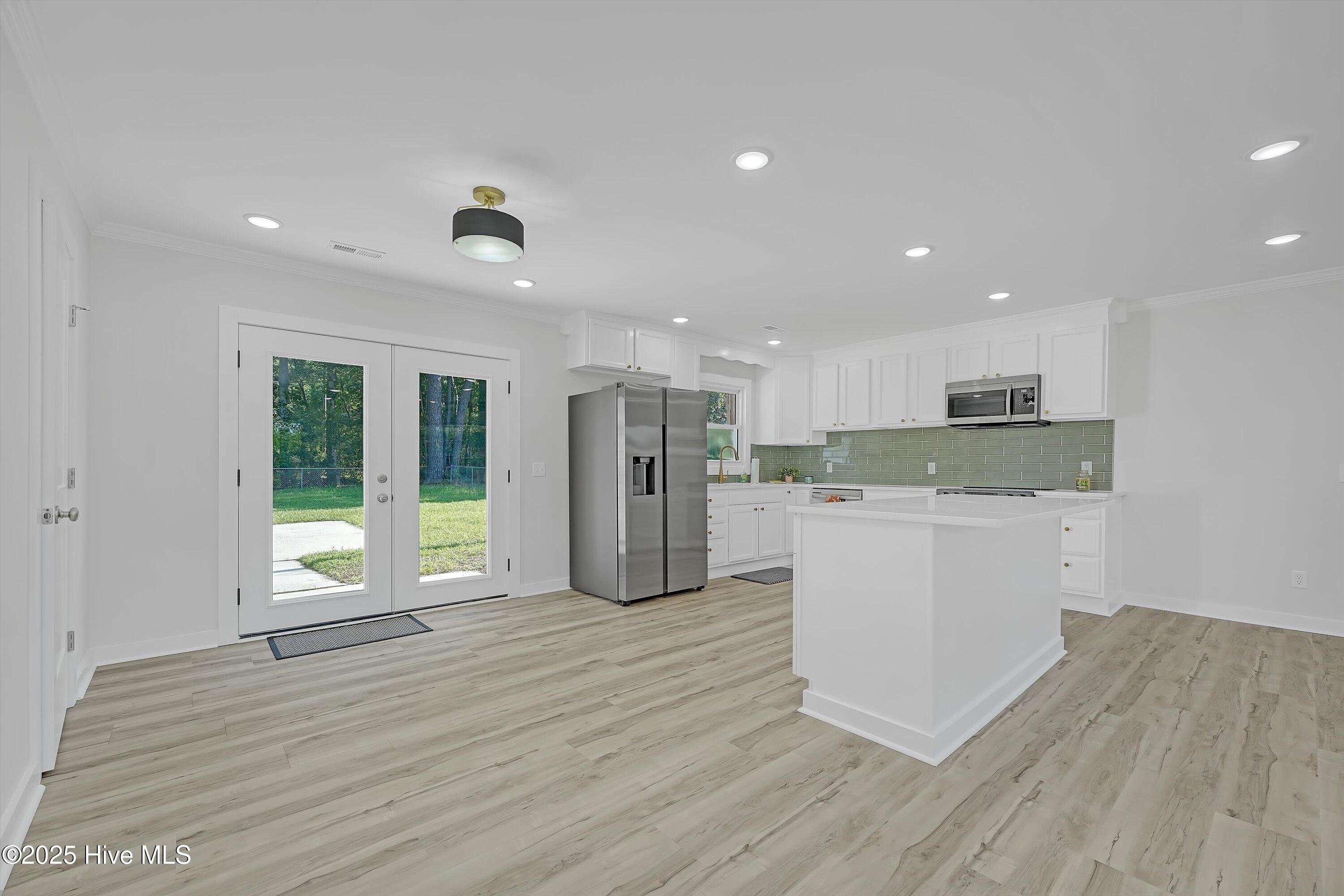 2113 Shirley Road Property Photo 8