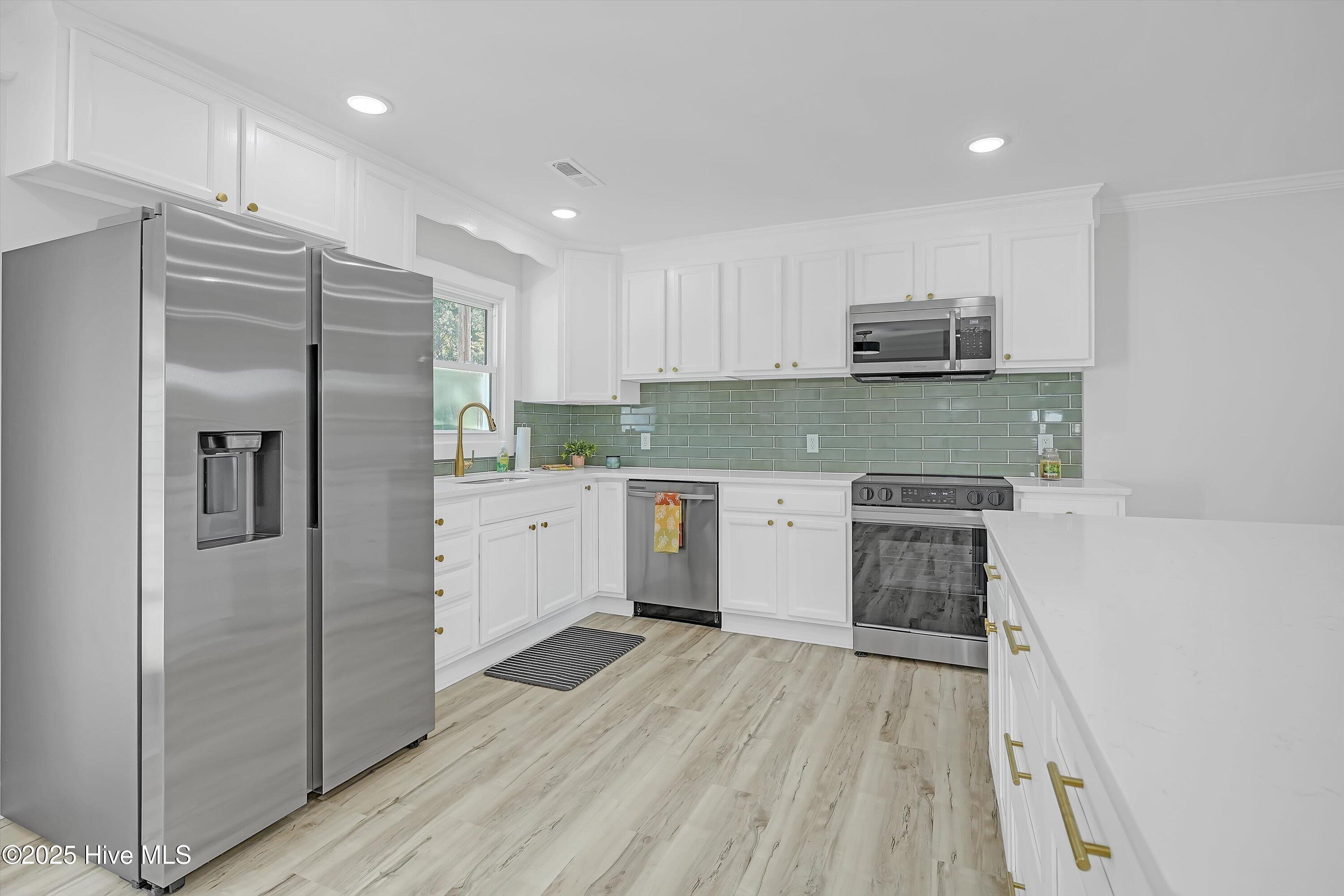 2113 Shirley Road Property Photo 11