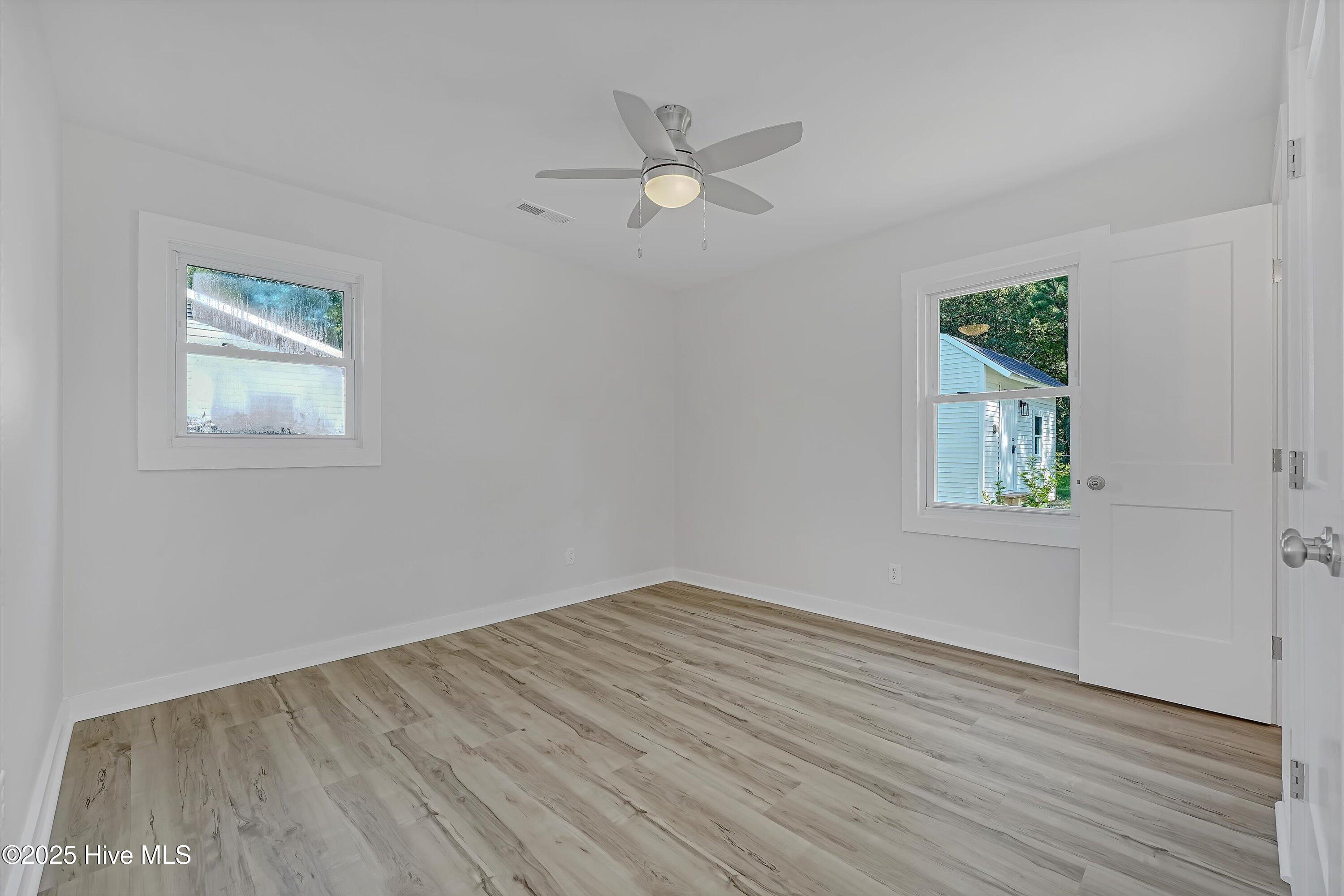 2113 Shirley Road Property Photo 15