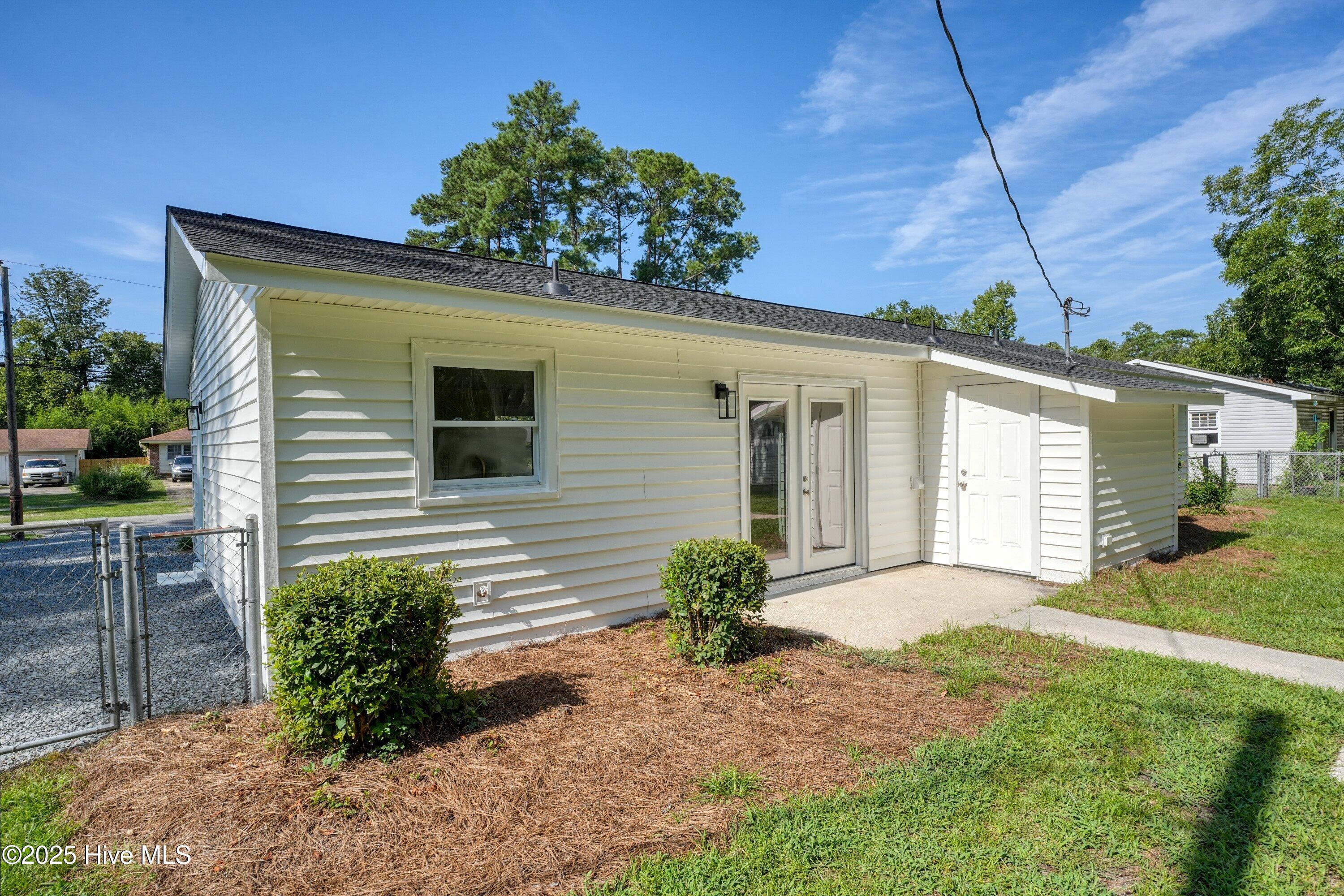 2113 Shirley Road Property Photo 20