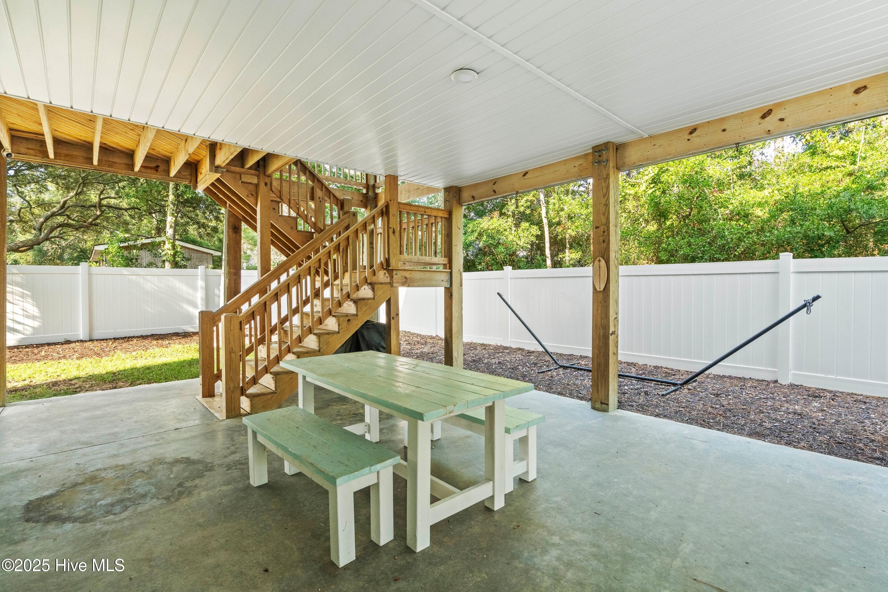 305 E Yacht Drive Property Photo 32