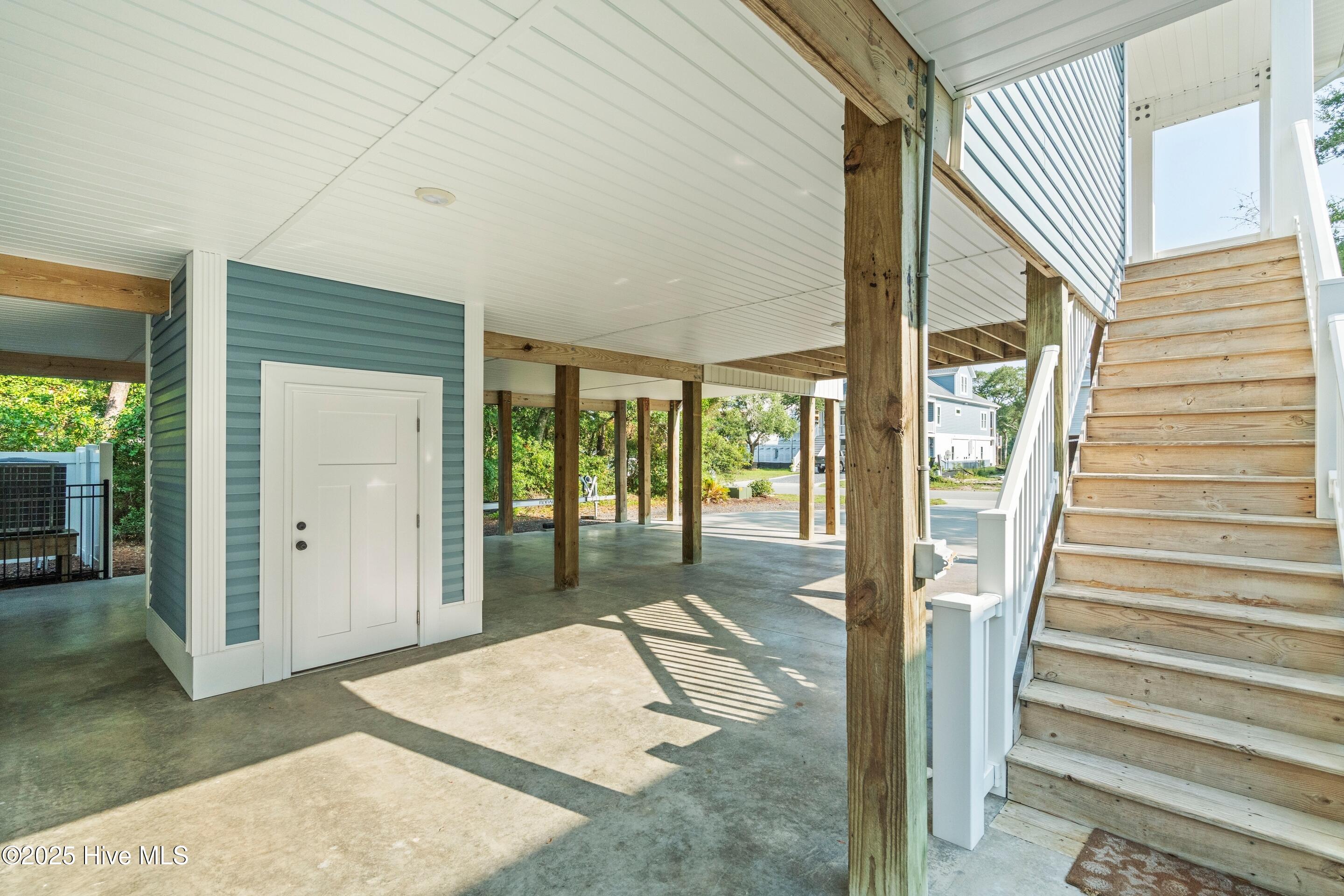 305 E Yacht Drive Property Photo 44