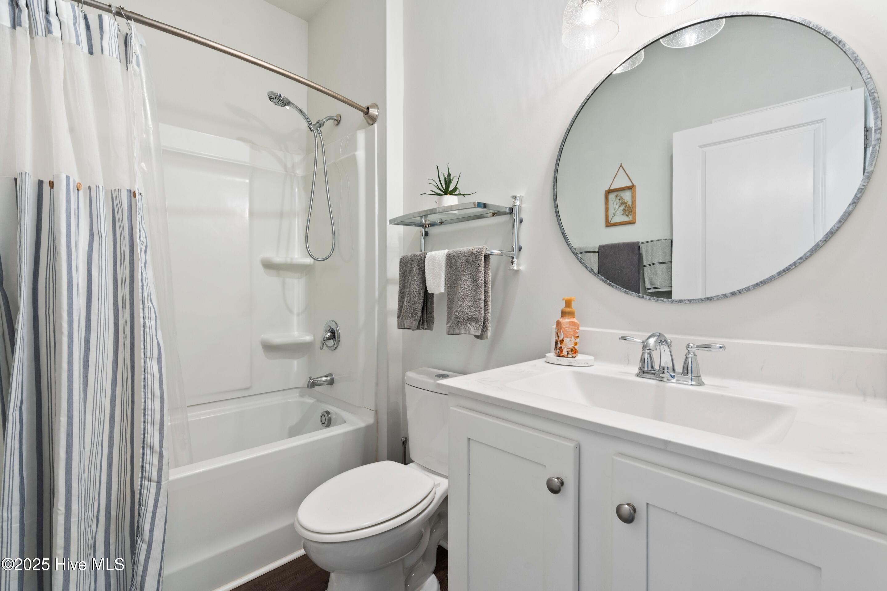 3318 Hemlock Way Property Photo 9