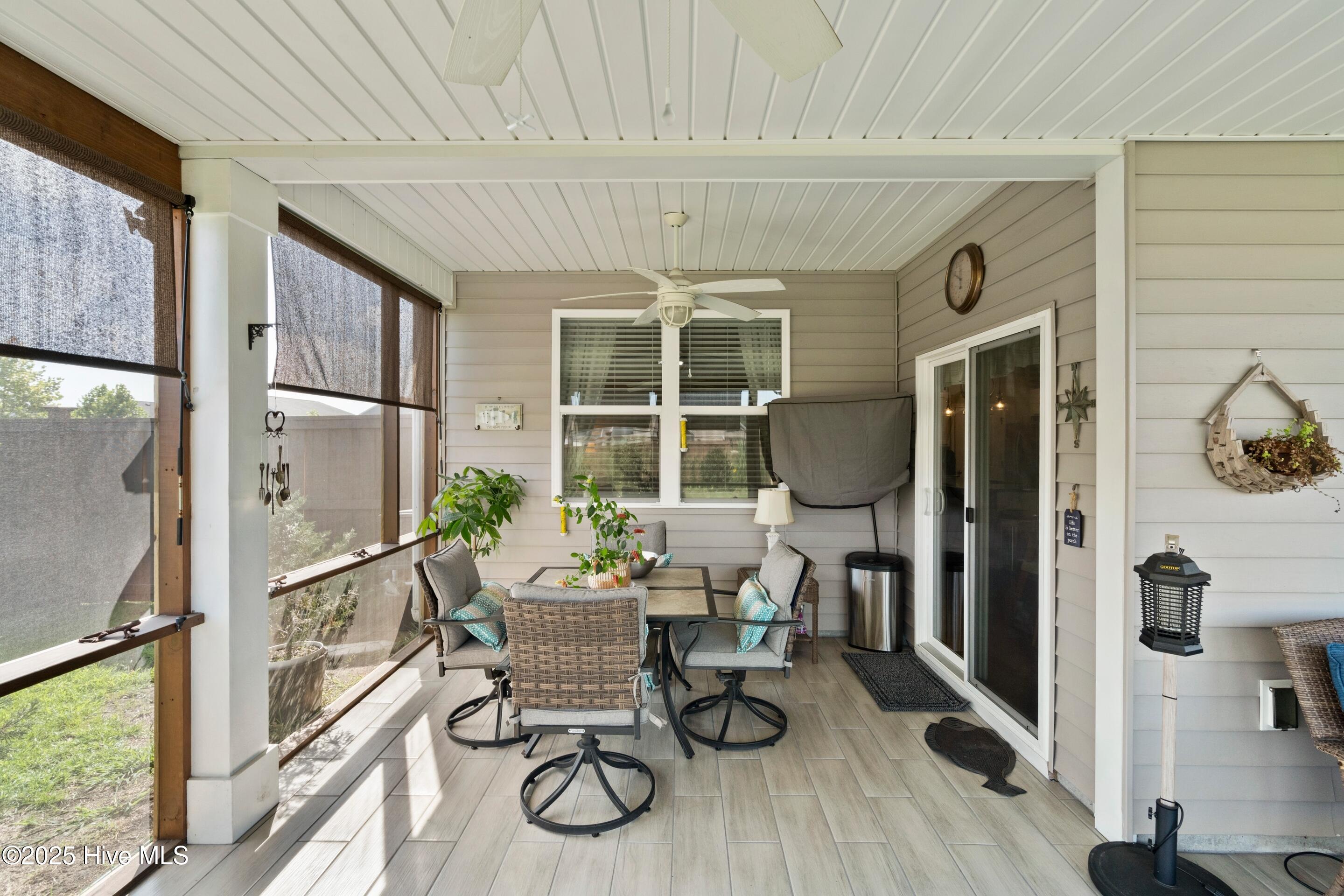 3318 Hemlock Way Property Photo 28