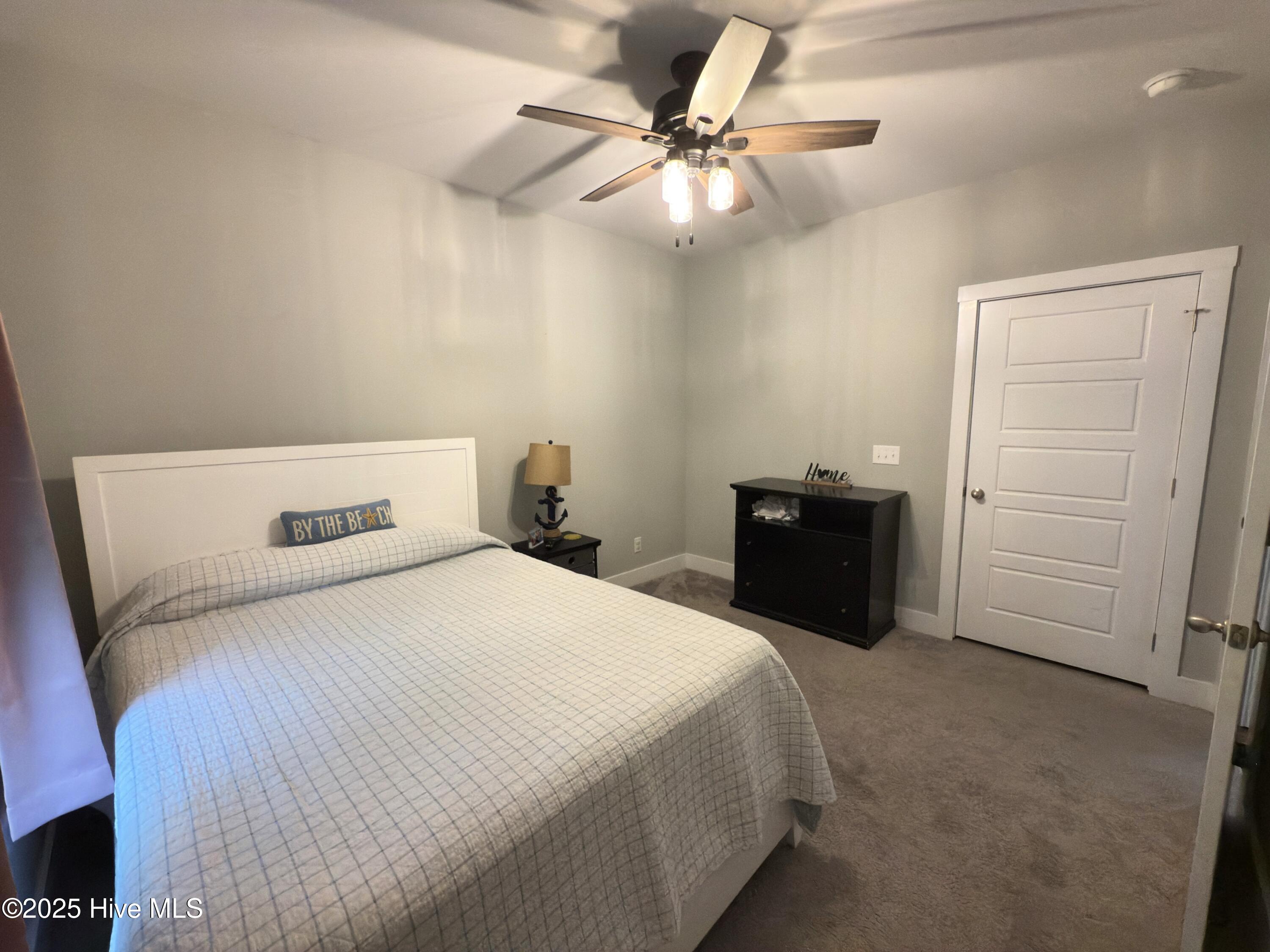 669 Pelican Circle Property Photo 14