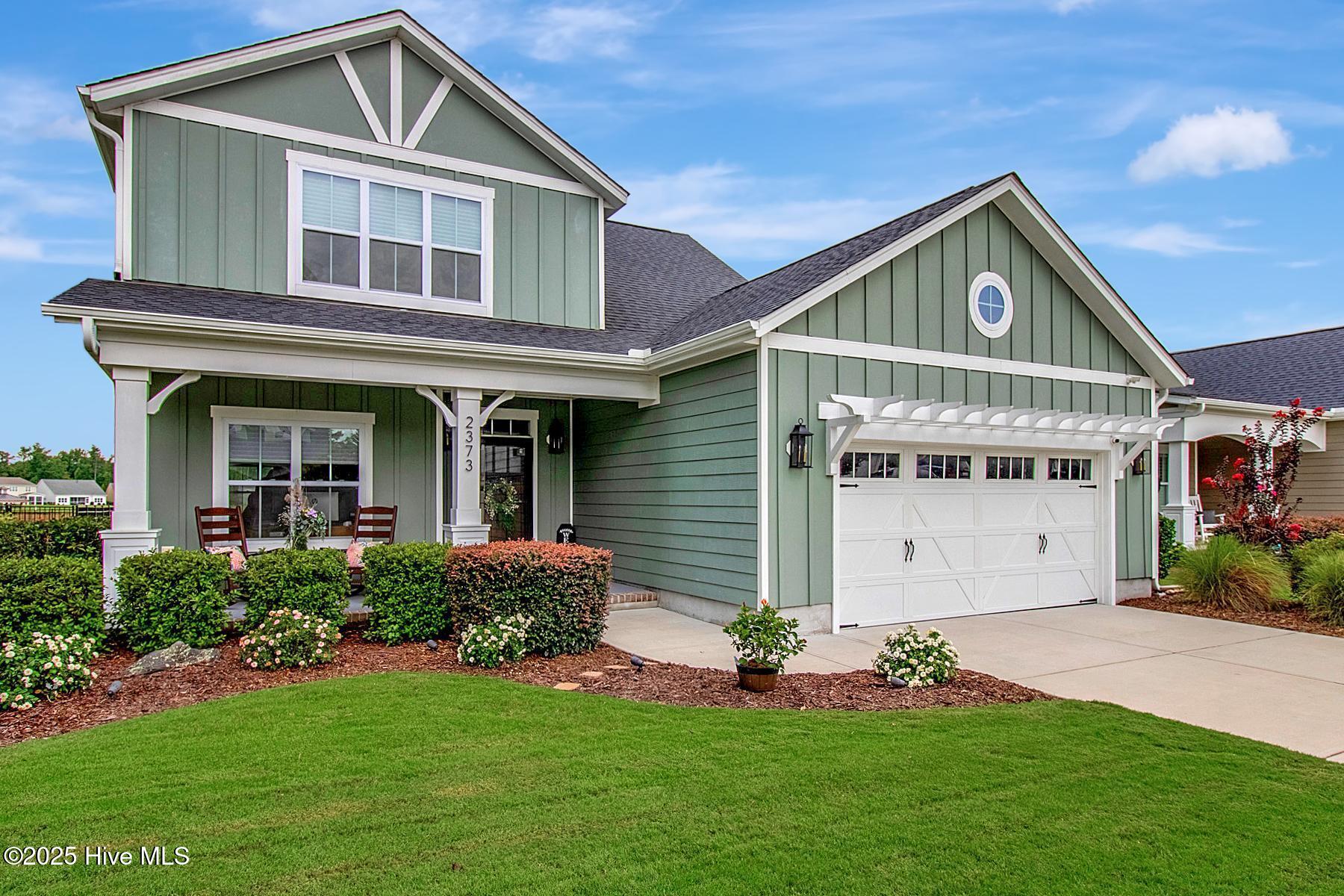 2373 Lakeside Circle