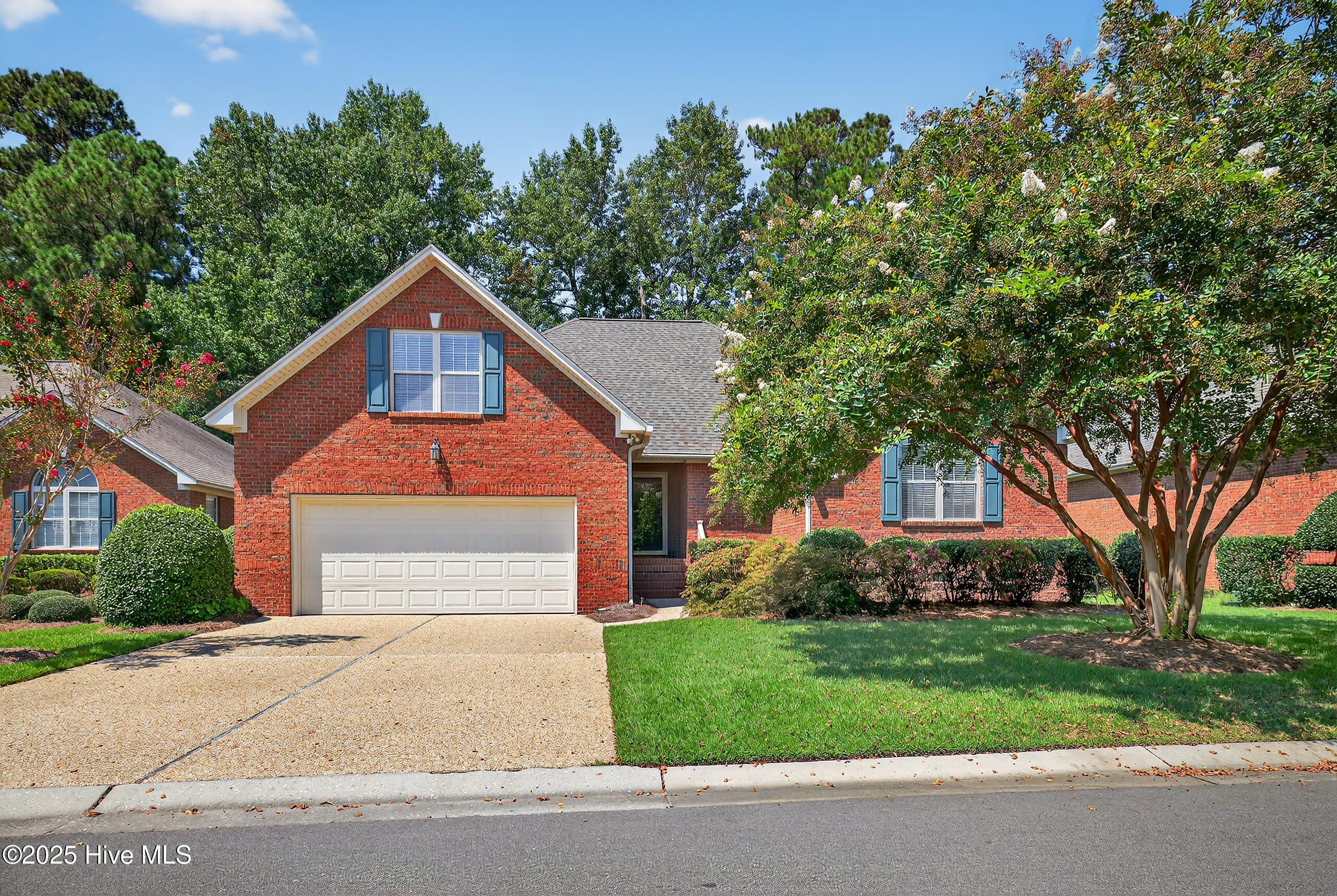 1409 Brookside Gardens Drive Property Photo 1