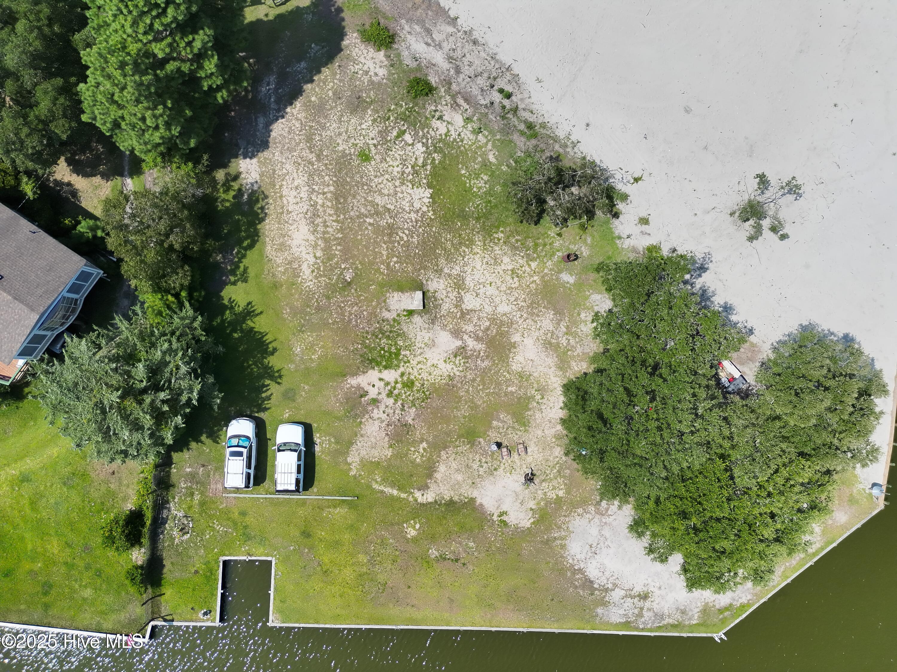 2161 Albacore Road Property Photo 1