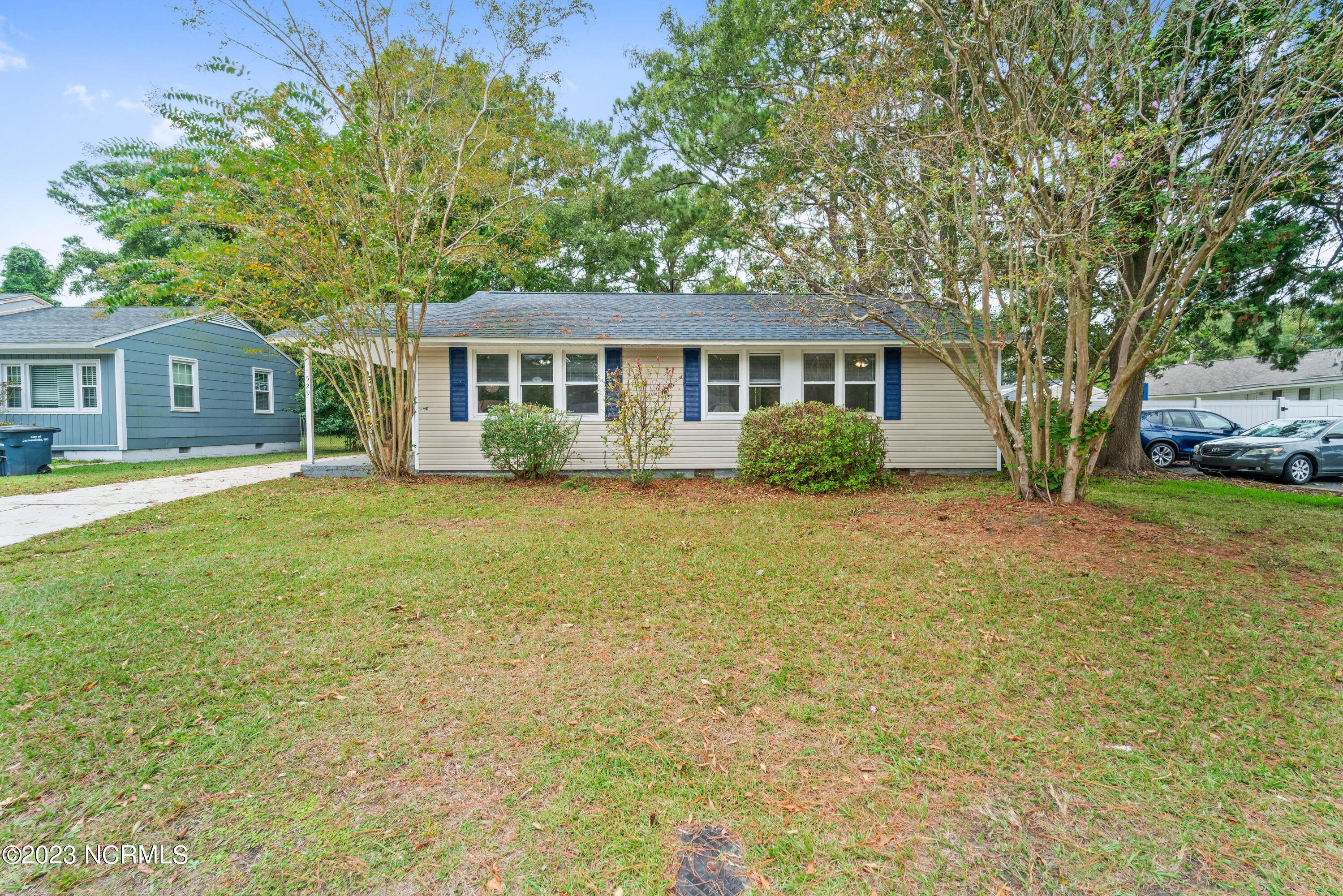 529 Henderson Drive Property Photo 1