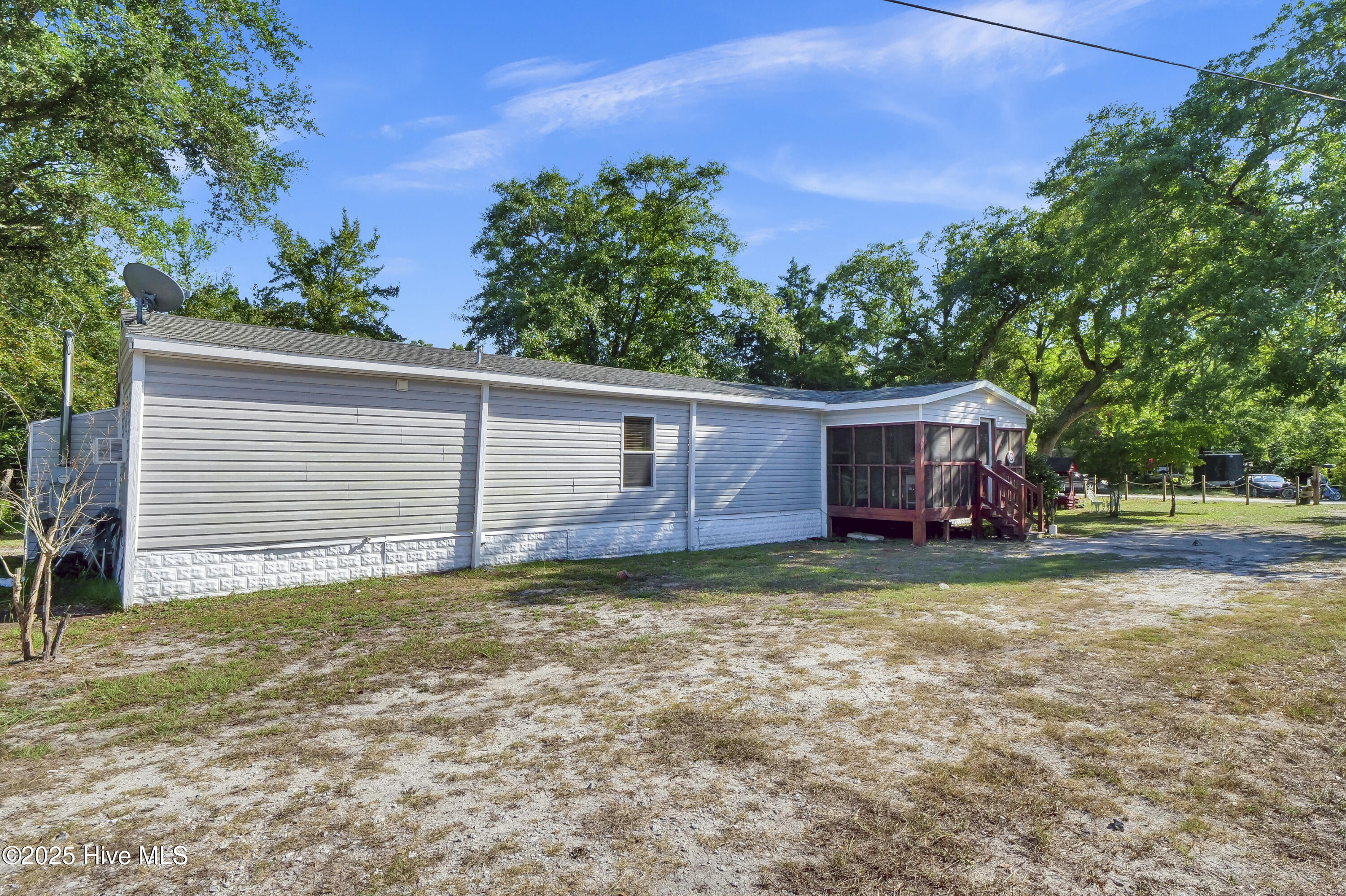 215 Anderson Drive Property Photo 6