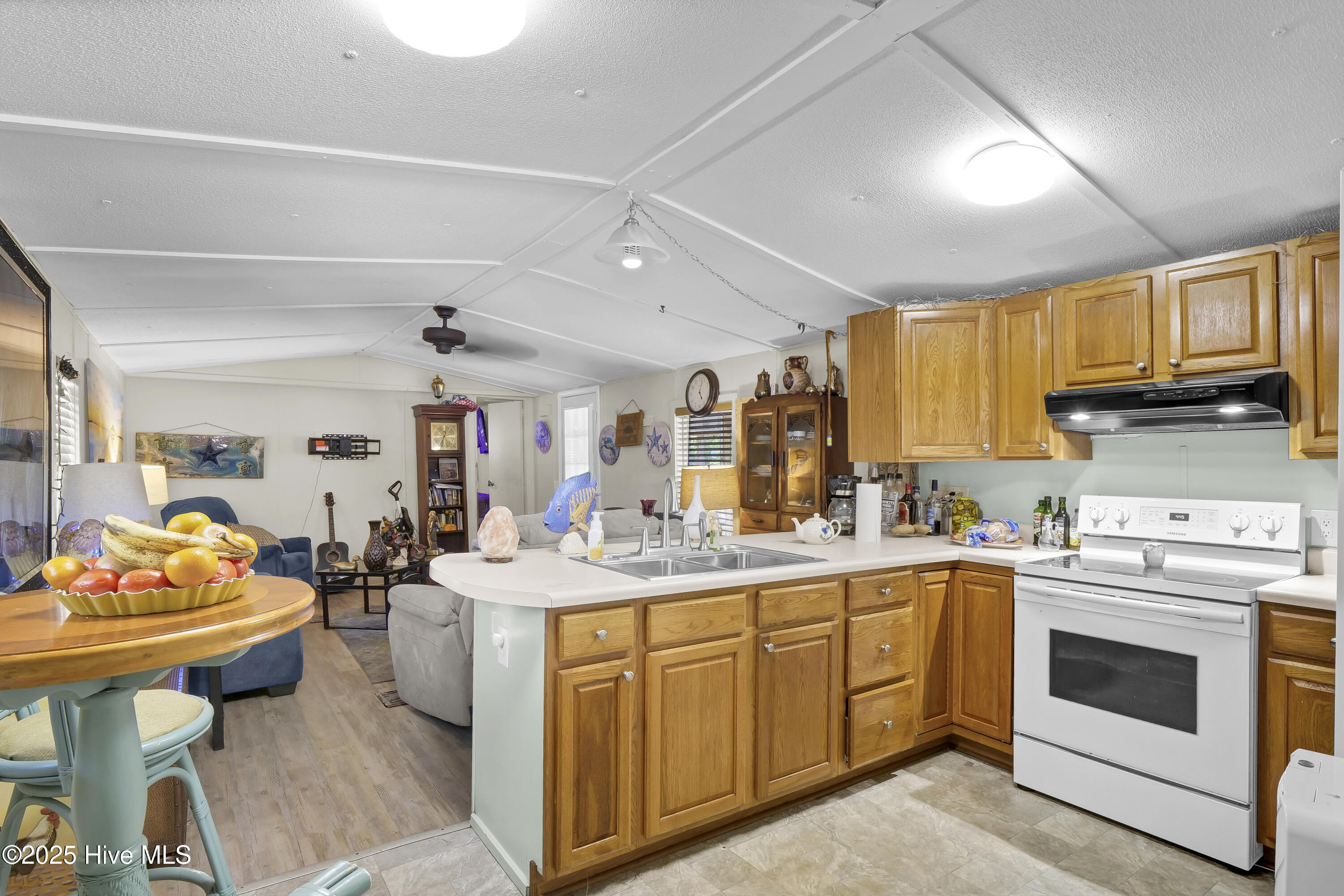 215 Anderson Drive Property Photo 15