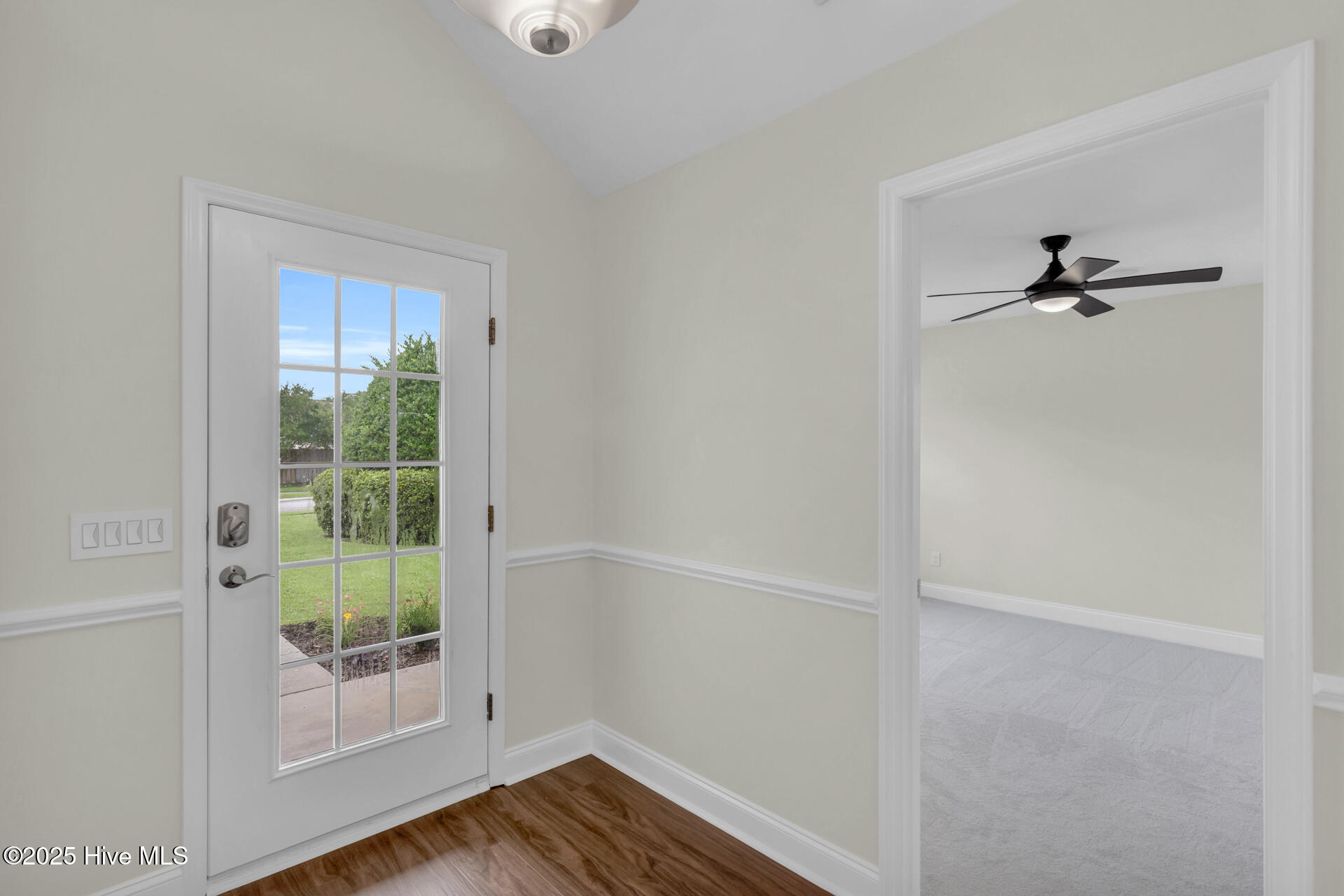 2308 Crescent Court Property Photo 5
