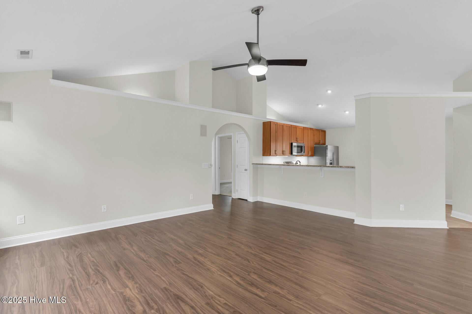 2308 Crescent Court Property Photo 9