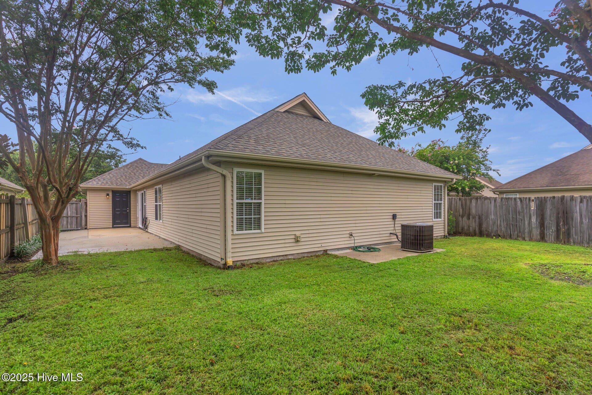 2308 Crescent Court Property Photo 32