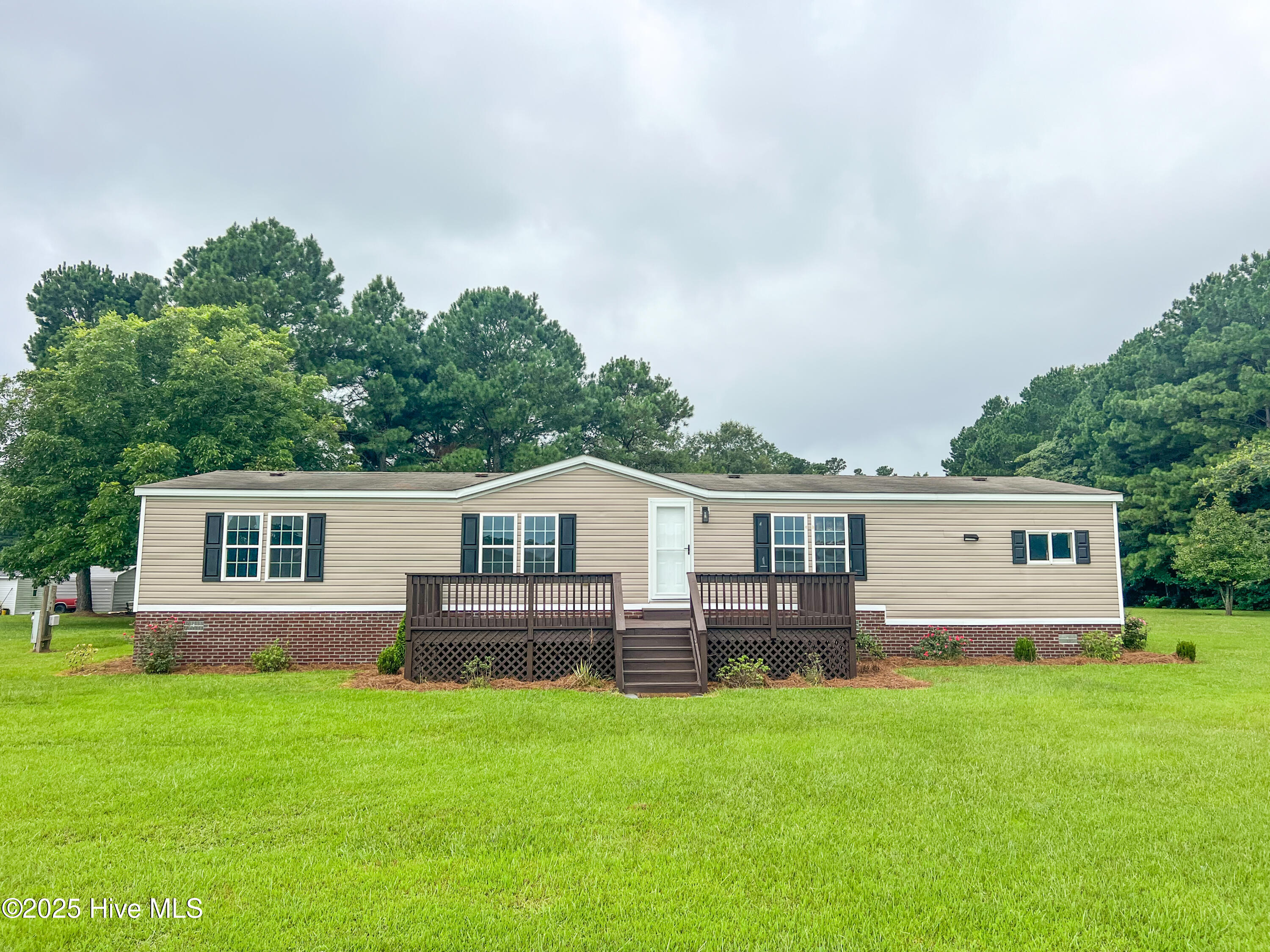 994 Test Farm Road Property Photo 1