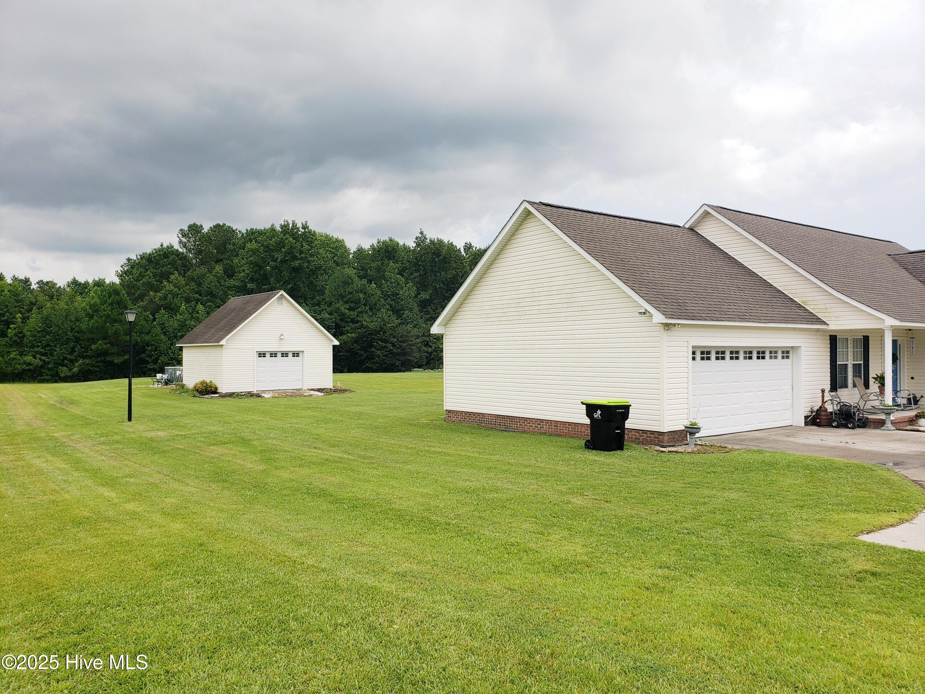 11061 Peacock Road Property Photo 4