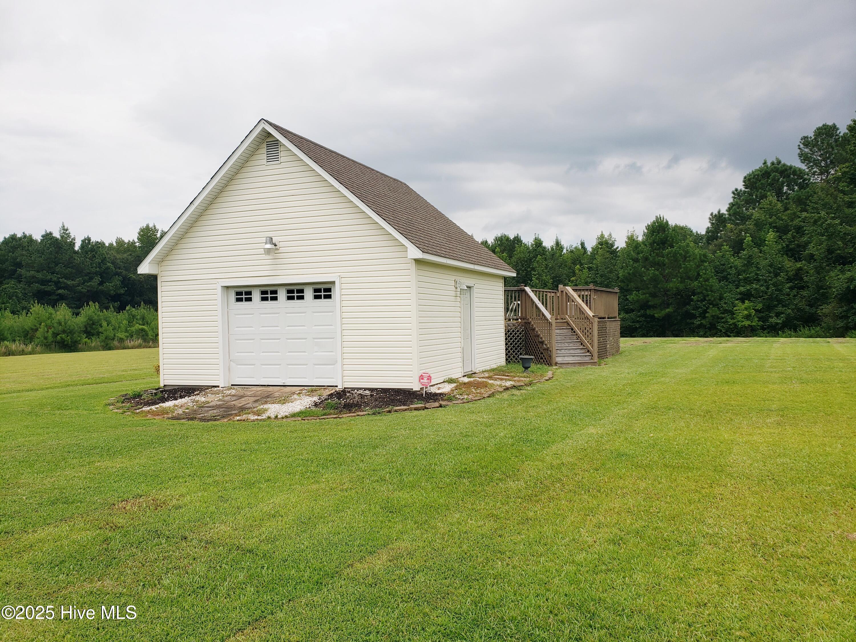 11061 Peacock Road Property Photo 6
