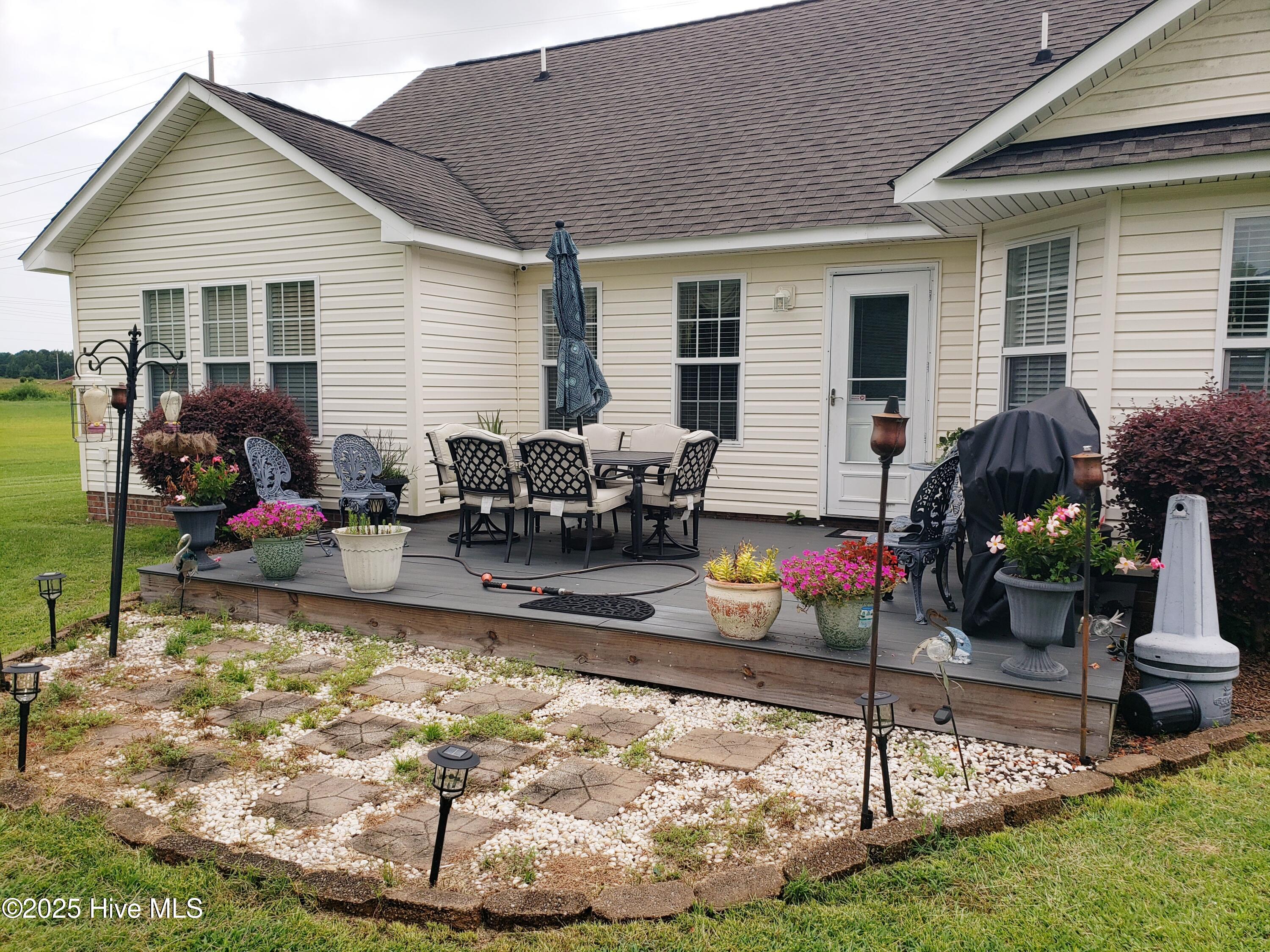 11061 Peacock Road Property Photo 9