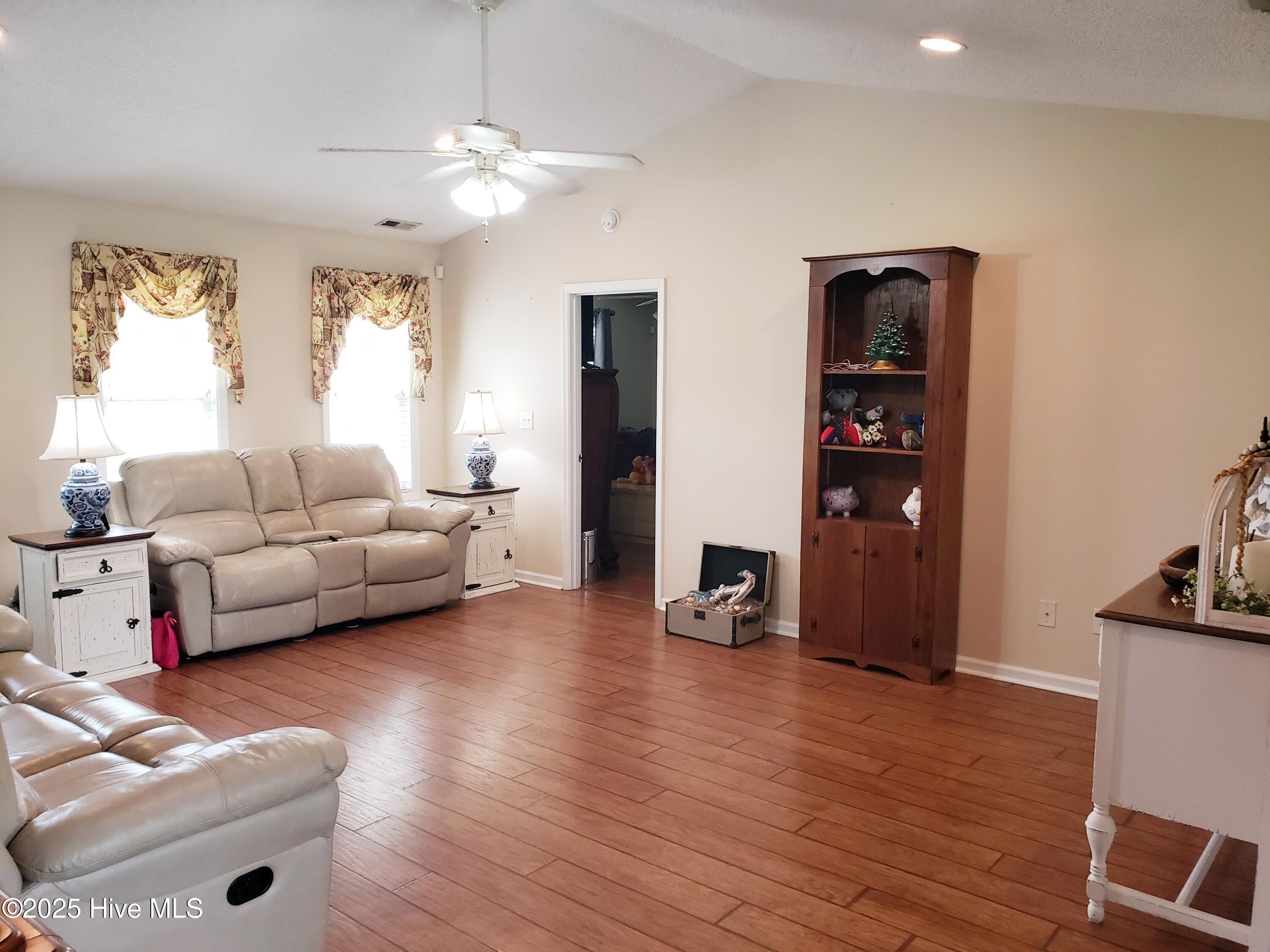11061 Peacock Road Property Photo 11