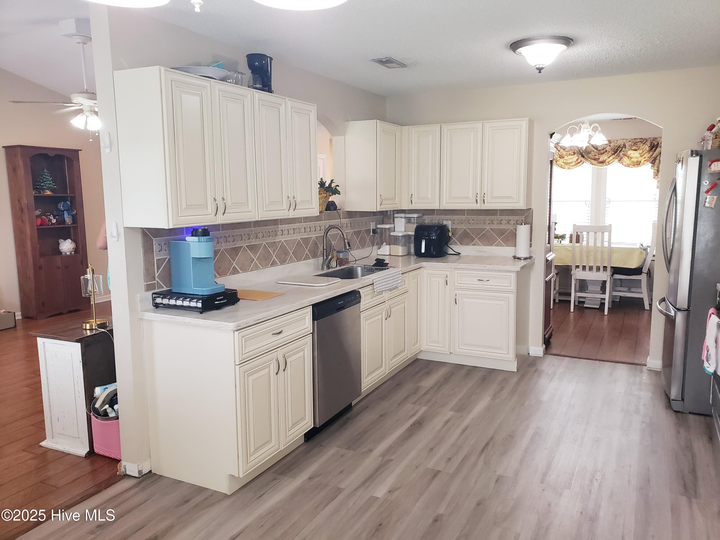 11061 Peacock Road Property Photo 14