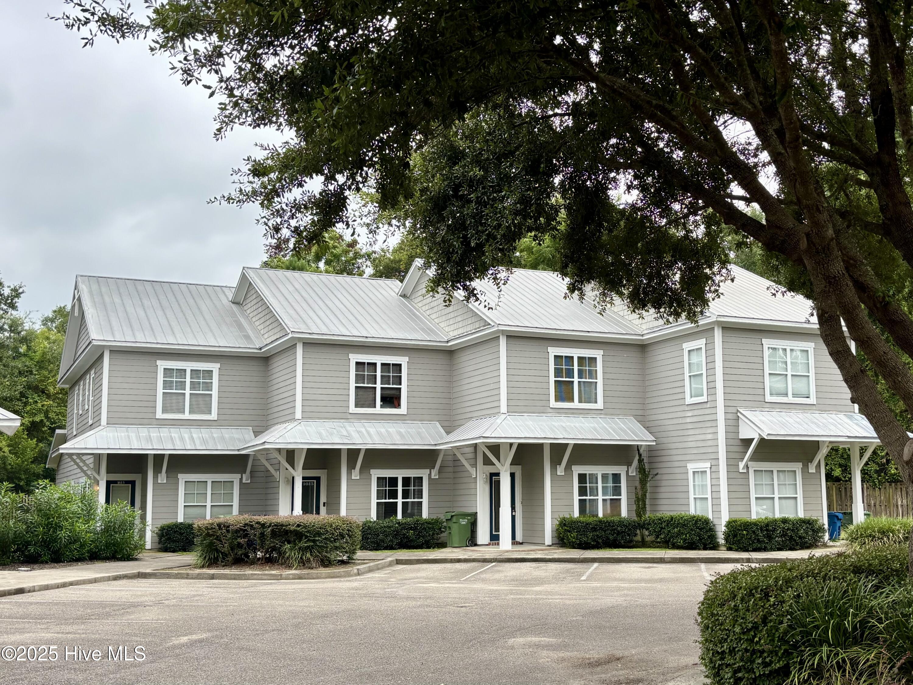 1617 Shoreline Place Property Photo 1