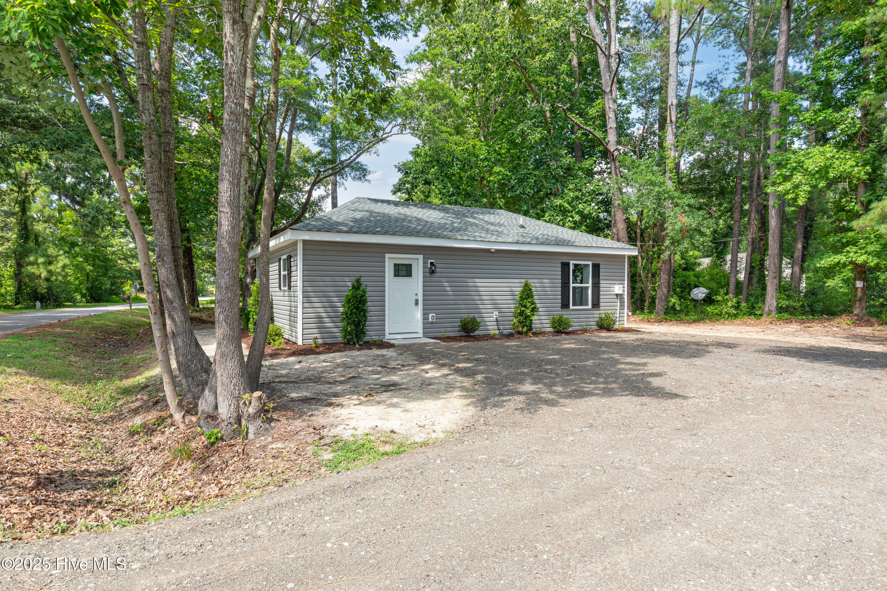 147 Richard Shaw Road Property Photo 1