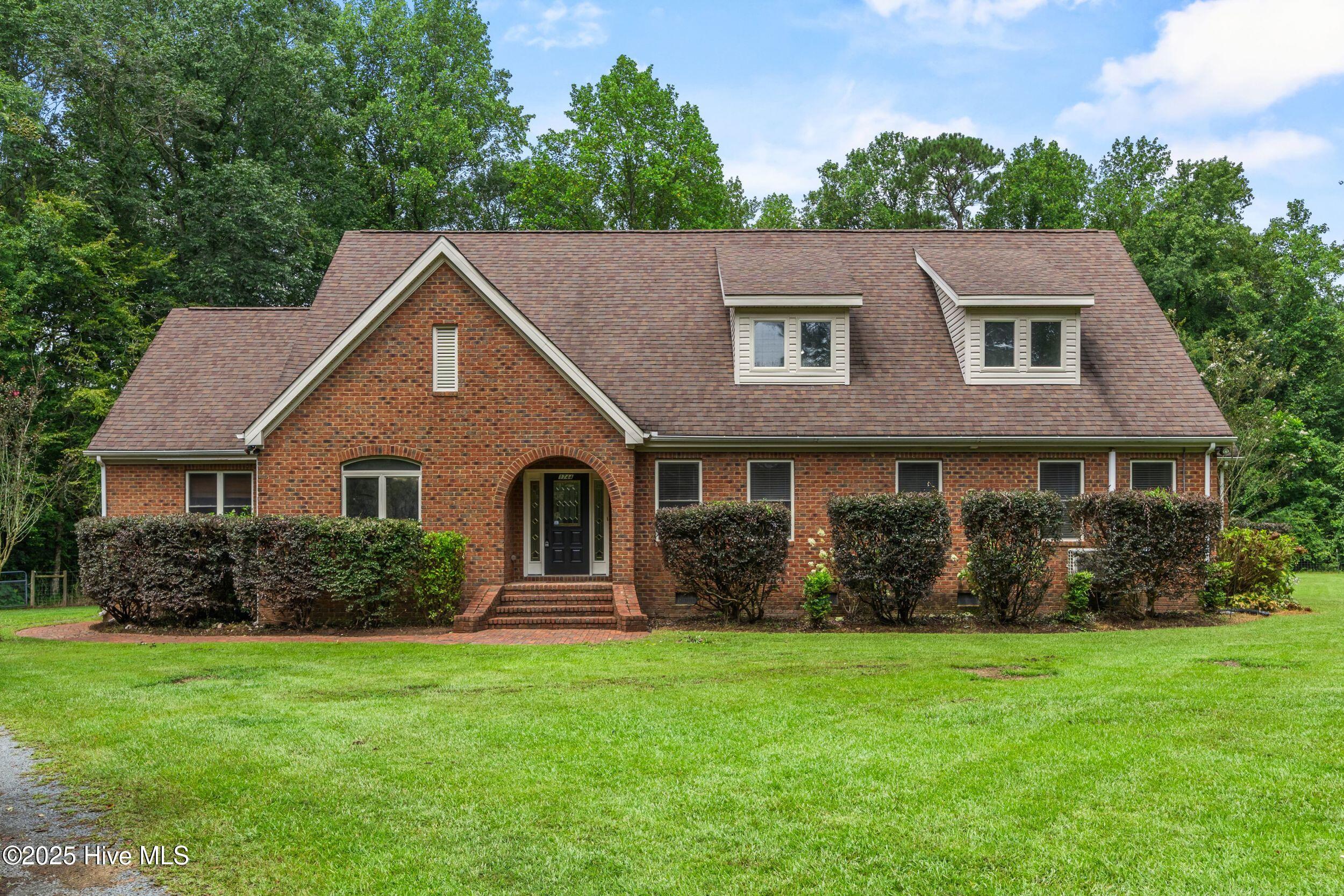 1744 Rooks Road