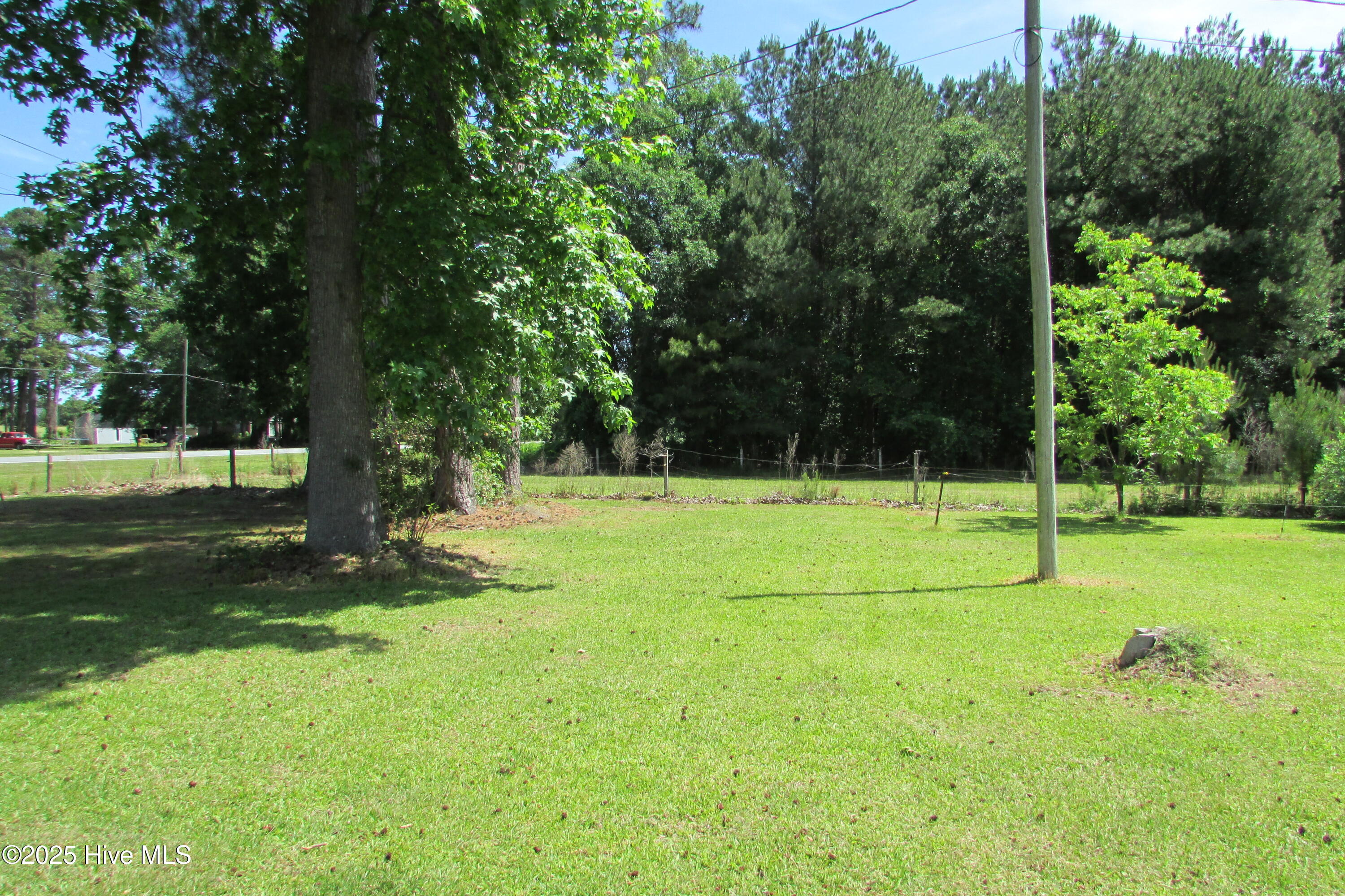 11 Hwy 11 & 903 Property Photo 1
