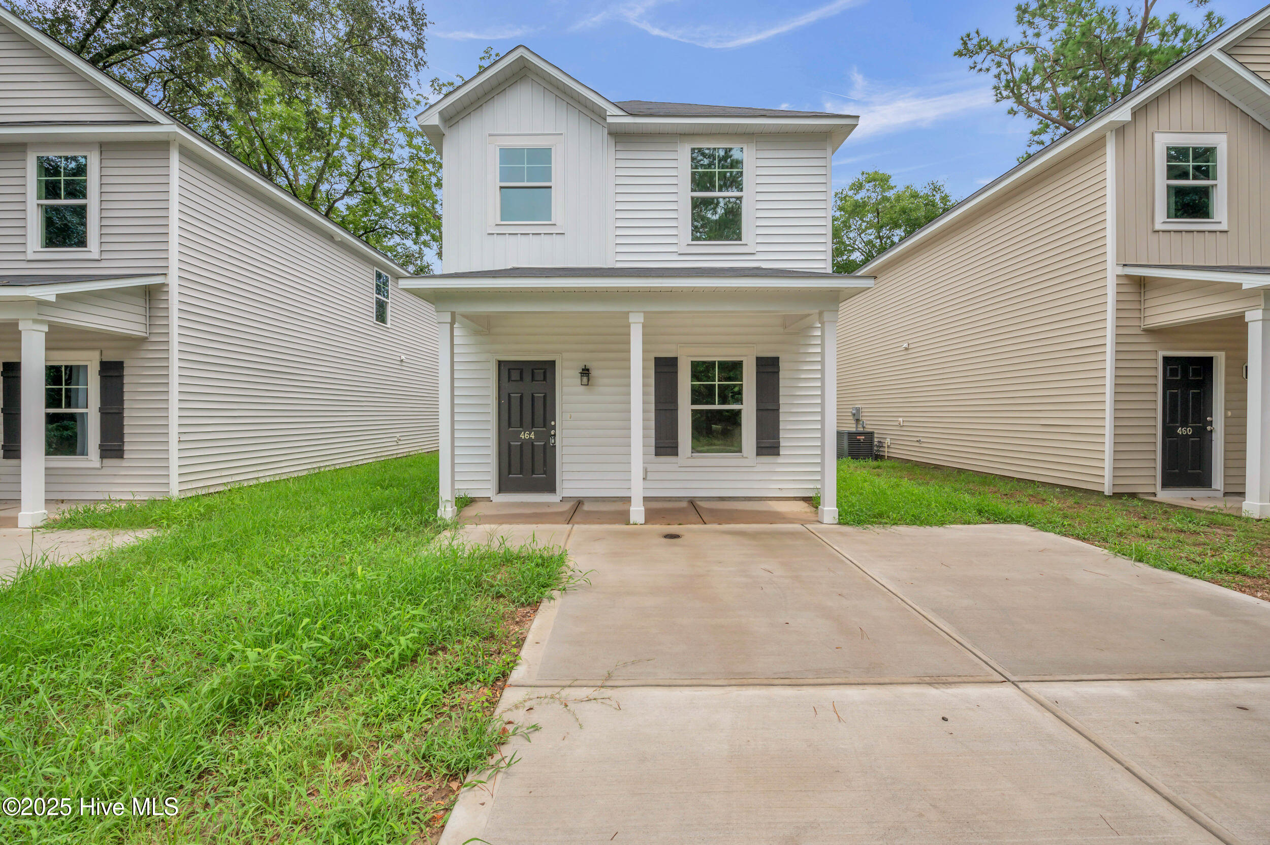 464 Maides Avenue Property Photo 1