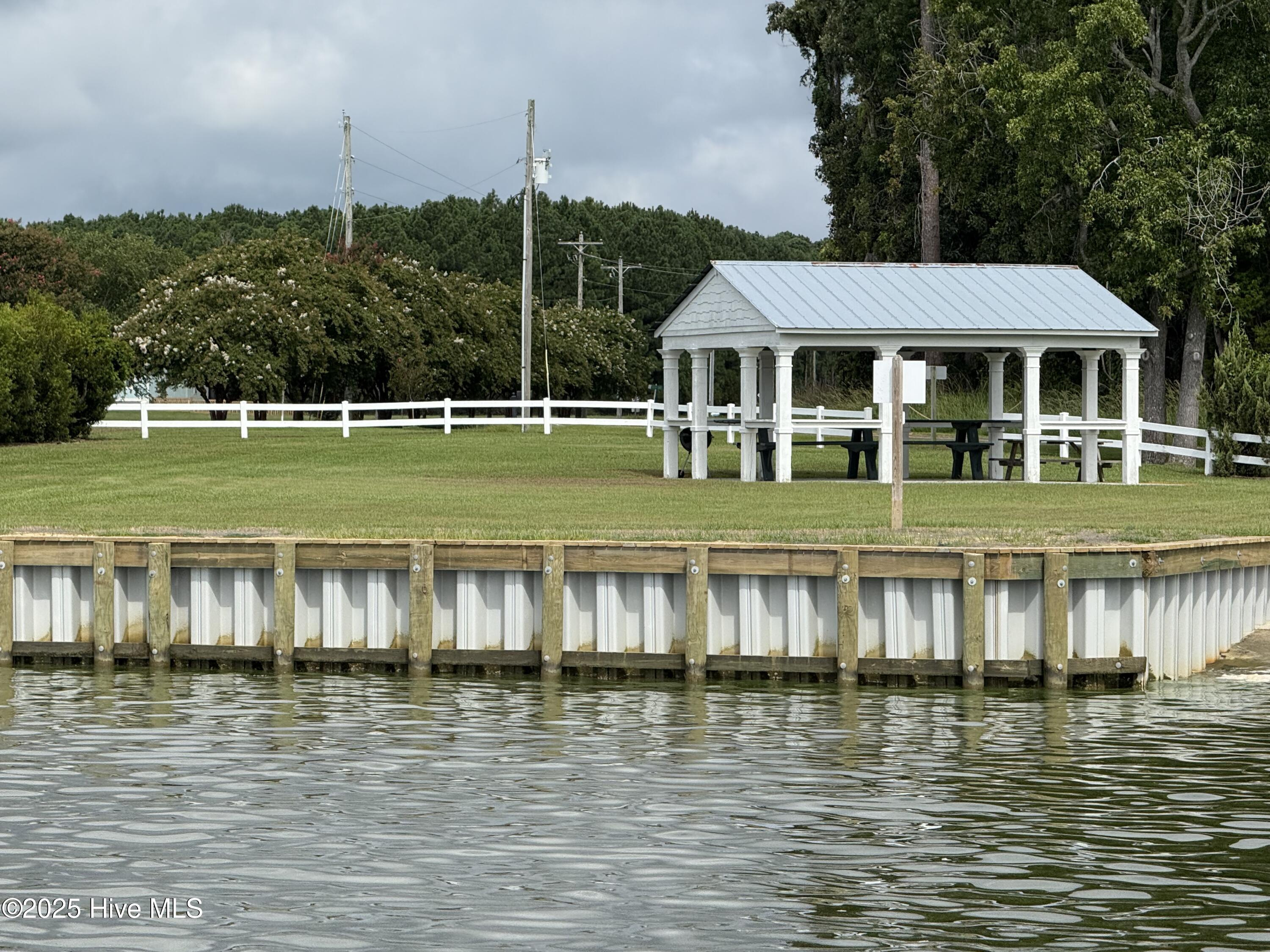 214 Osprey Drive Property Photo 6