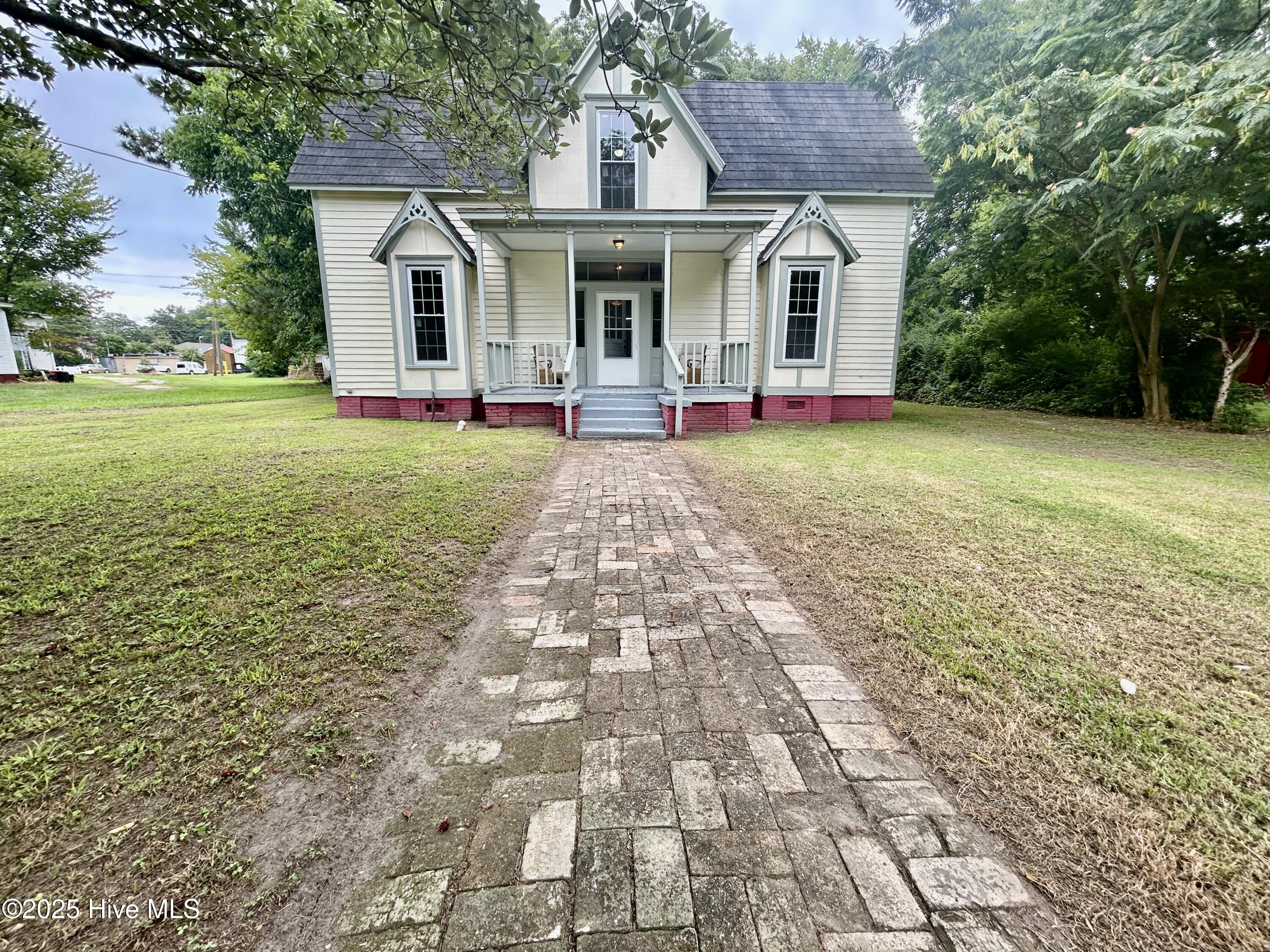 809 Church Street Property Photo 1