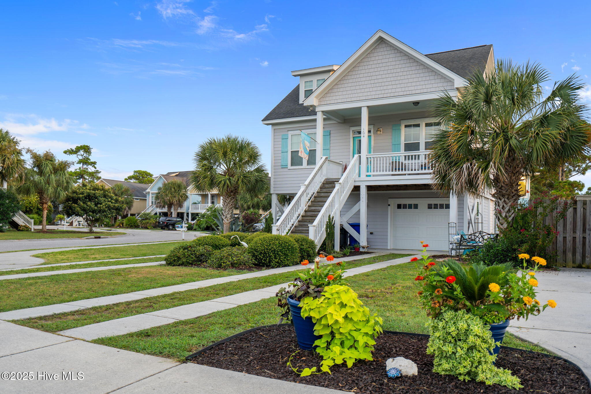 104 Island Palms Drive Property Photo 1