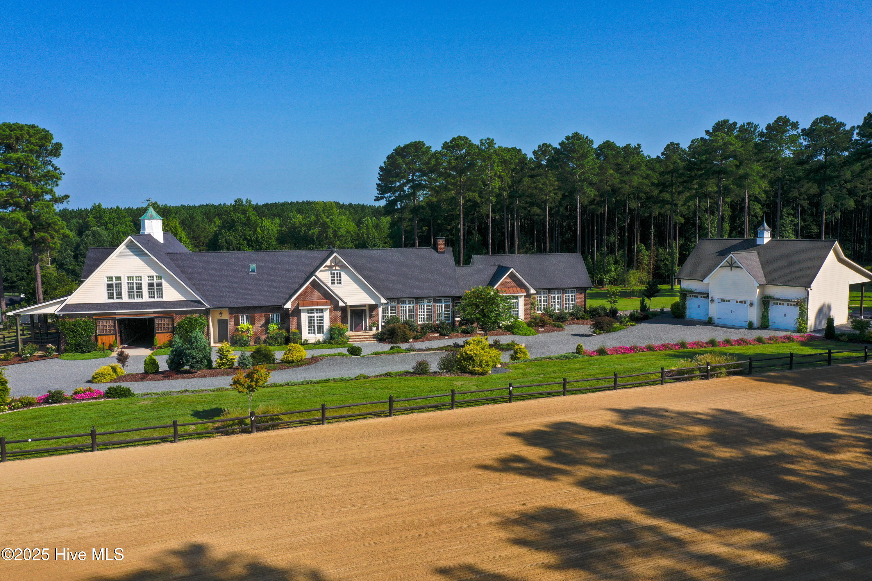 370 Bracken Hill Road Property Photo 1