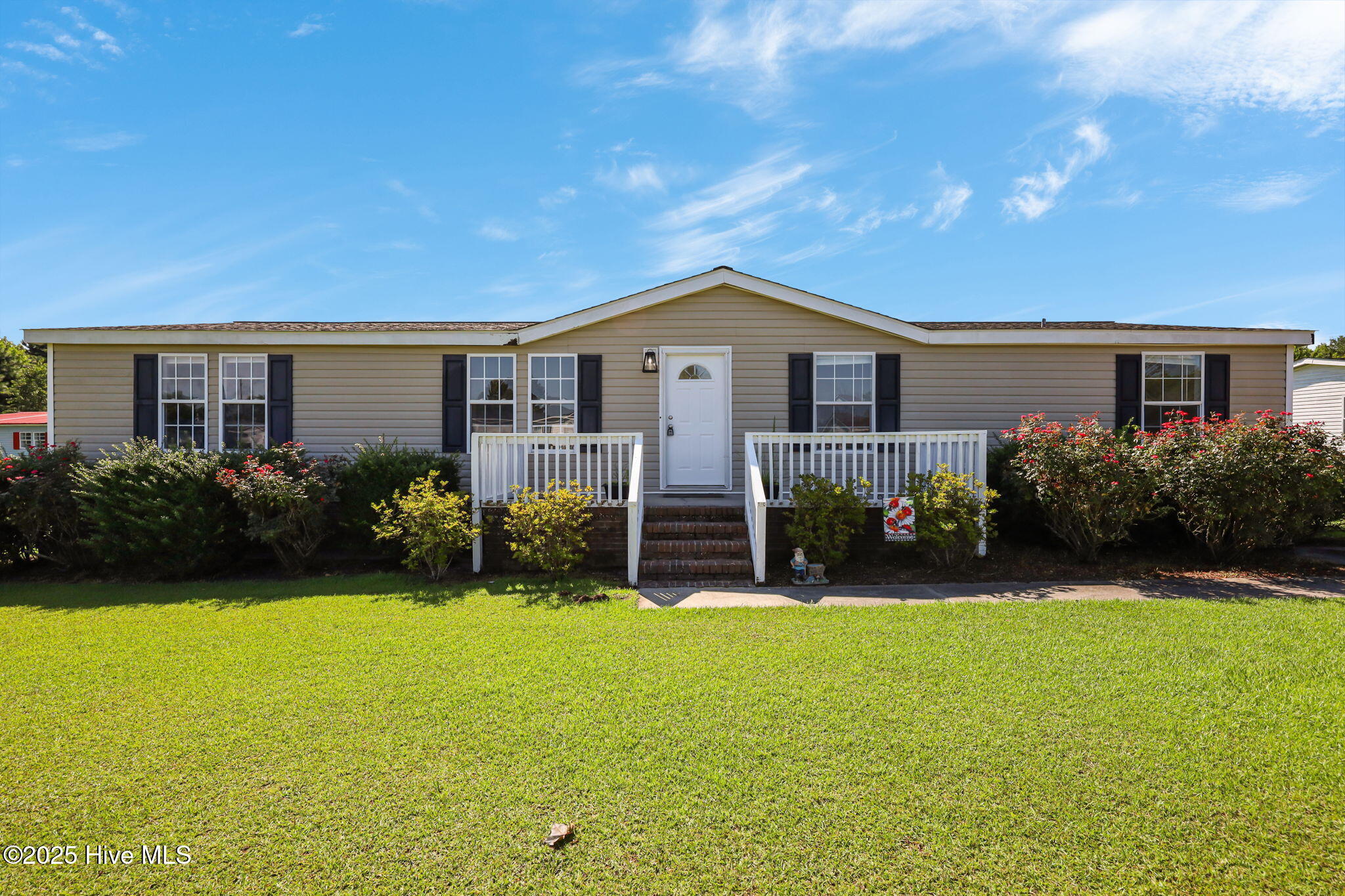 115 Corena Avenue Property Photo 1