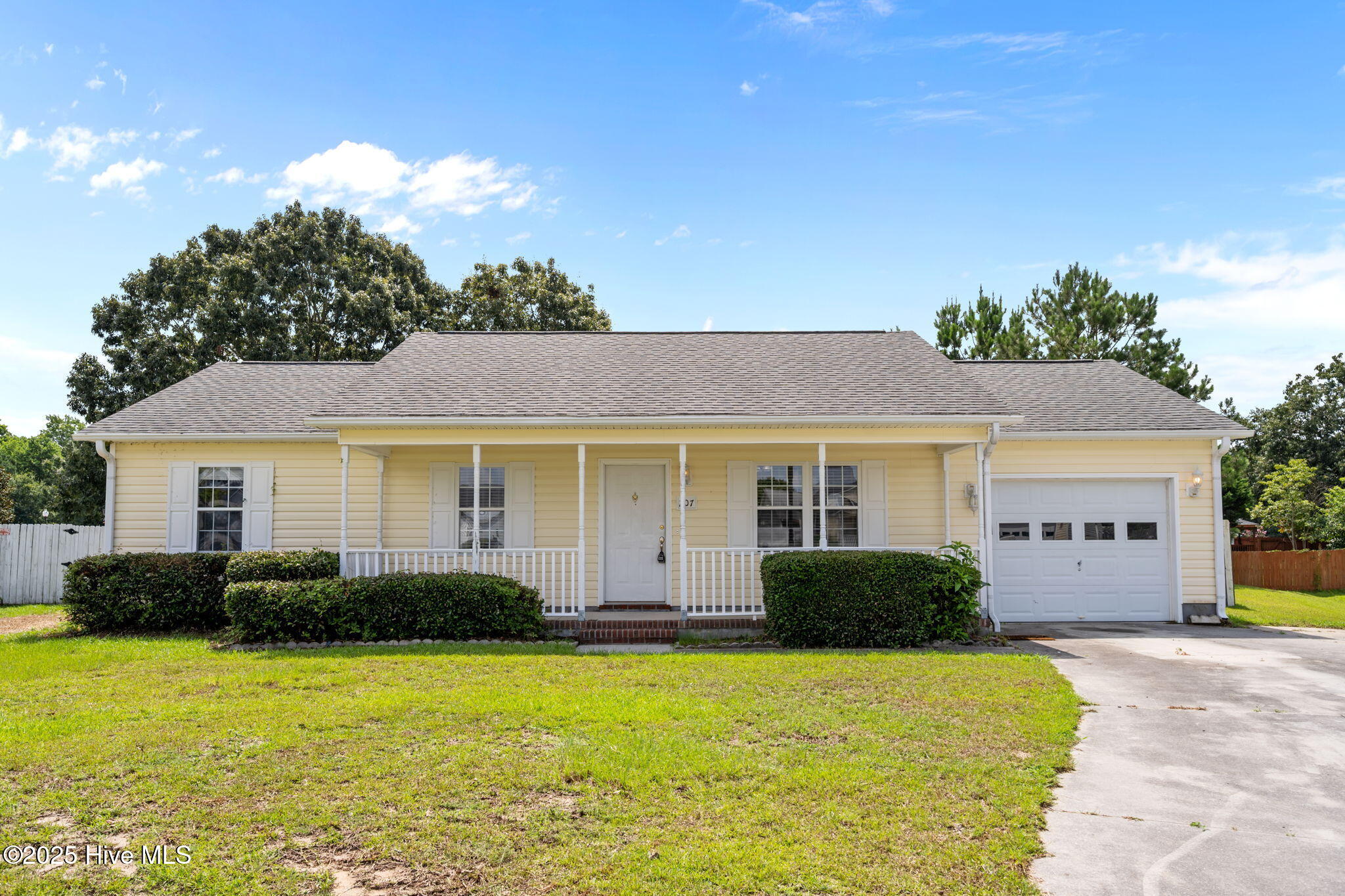 207 Candler Court Property Photo 1