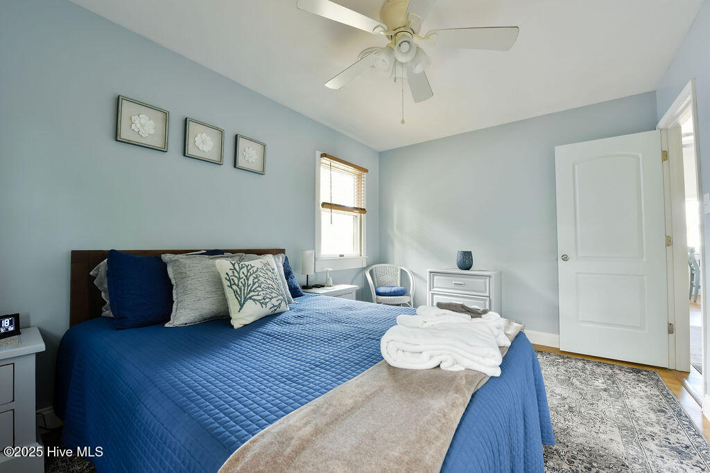 110 King Court Property Photo 13