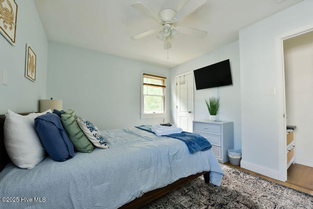 110 King Court Property Photo 15