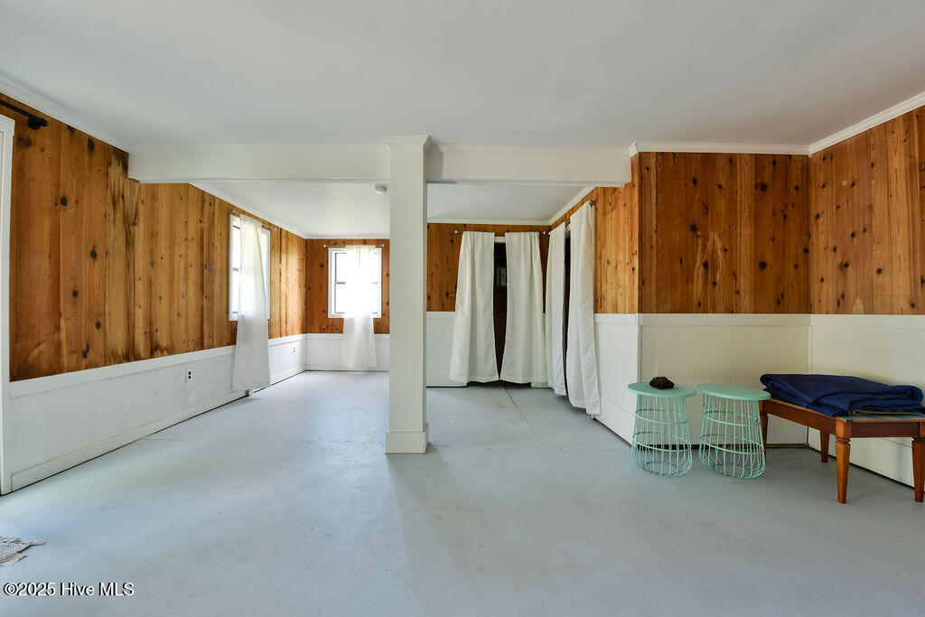 110 King Court Property Photo 21