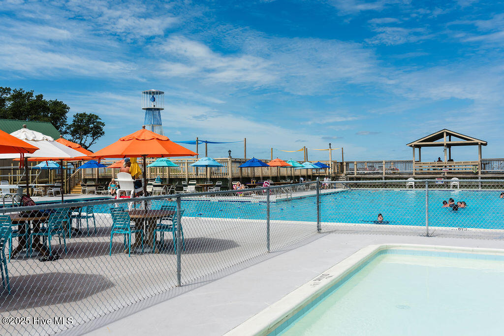 110 King Court Property Photo 29