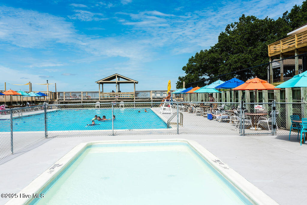 110 King Court Property Photo 30