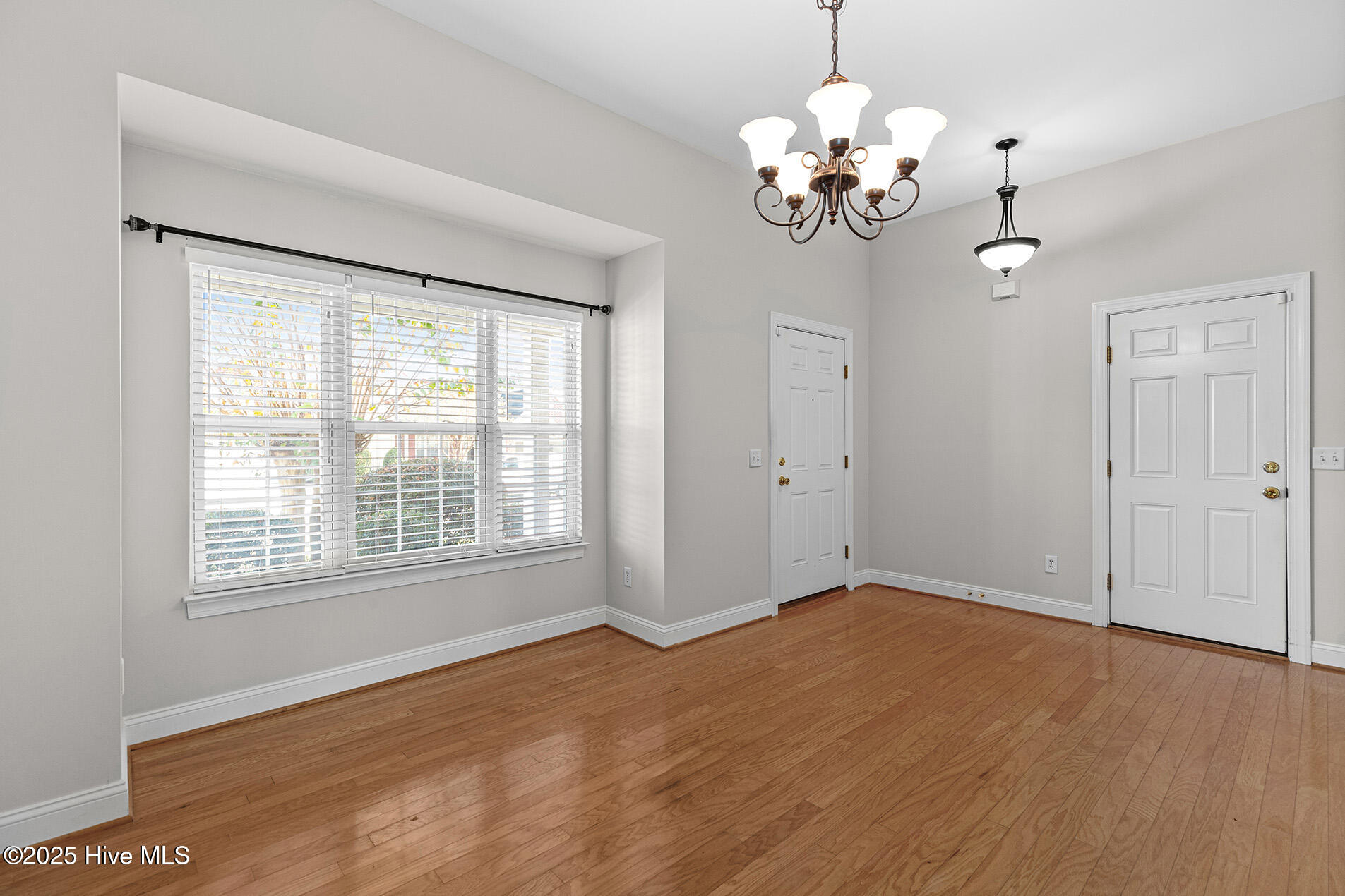 4024 Rounding Bend Lane Property Photo 6