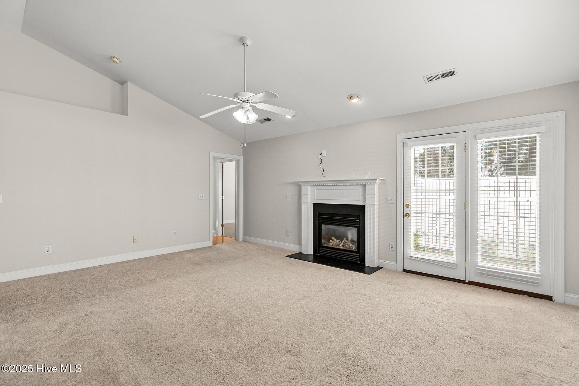 4024 Rounding Bend Lane Property Photo 12