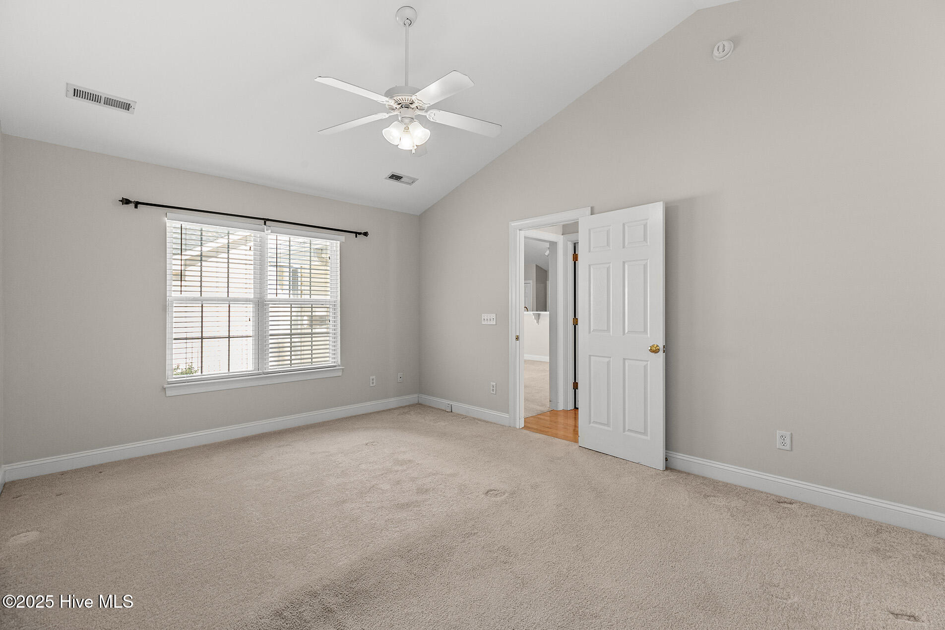 4024 Rounding Bend Lane Property Photo 16