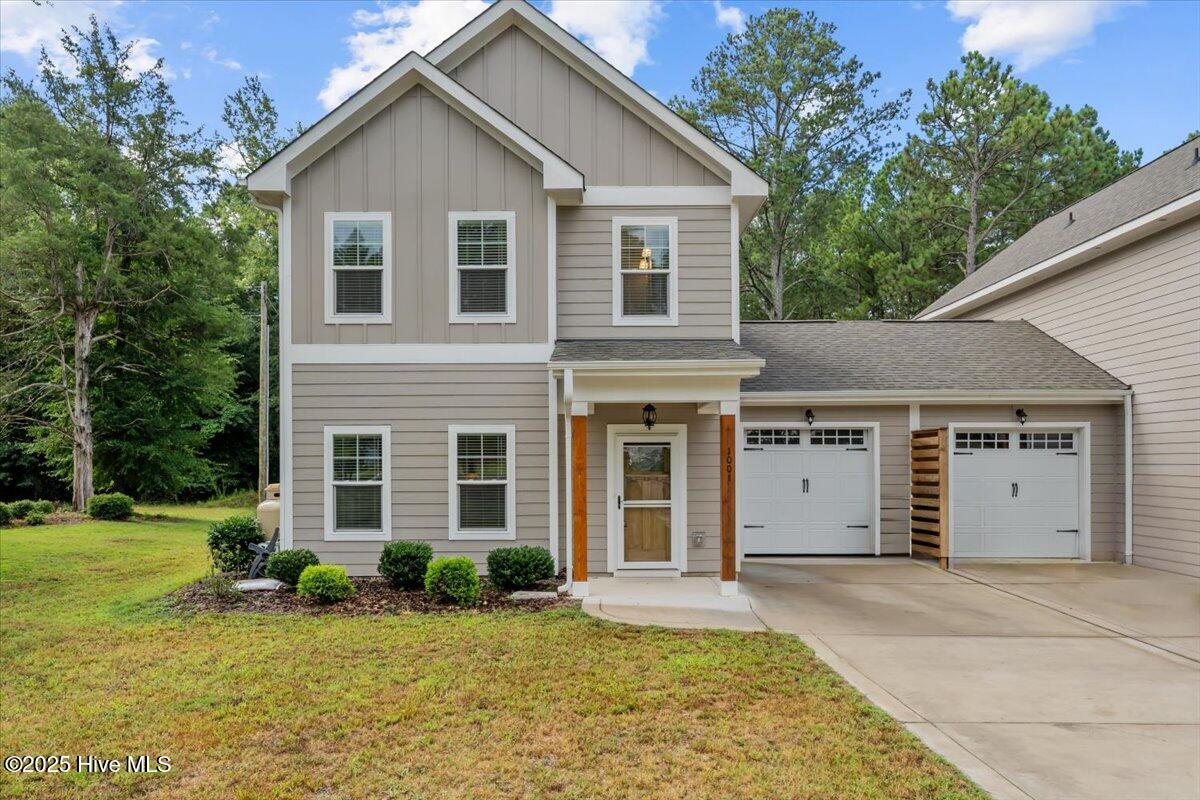 1001 Juniper Lake Road Property Photo 1