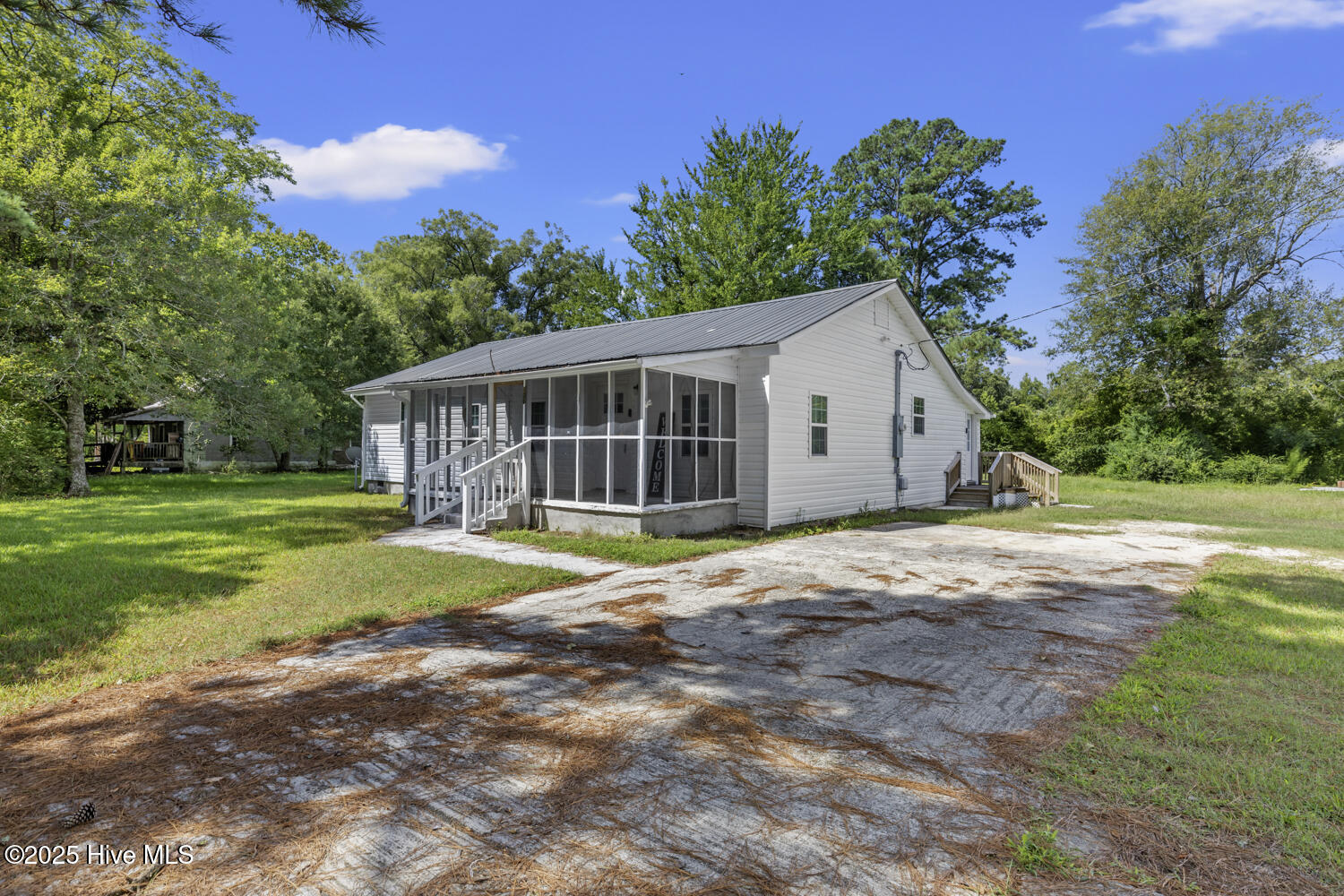 106 Rodeo Lane Property Photo 1