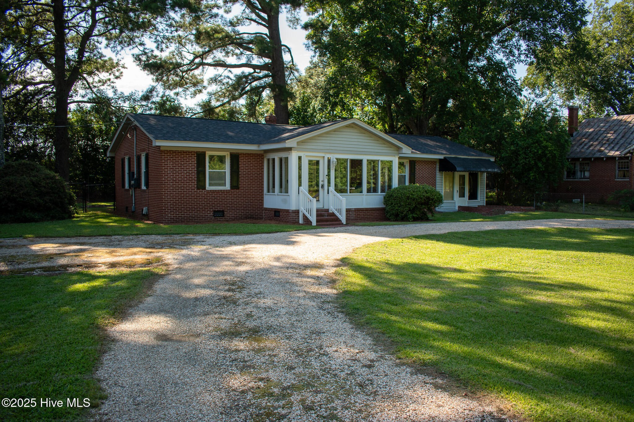 4049 Us Hwy 117 Property Photo 1
