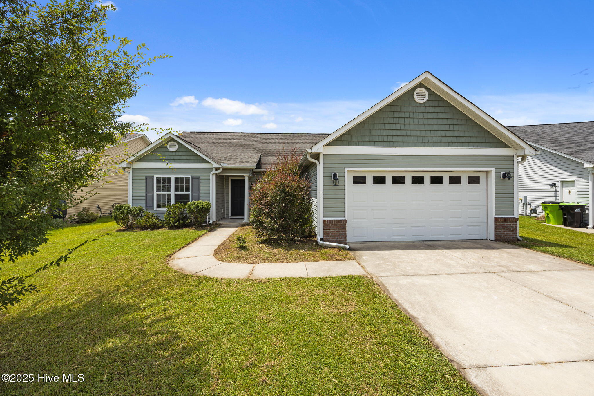 3203 Thatcher Court Property Photo 1