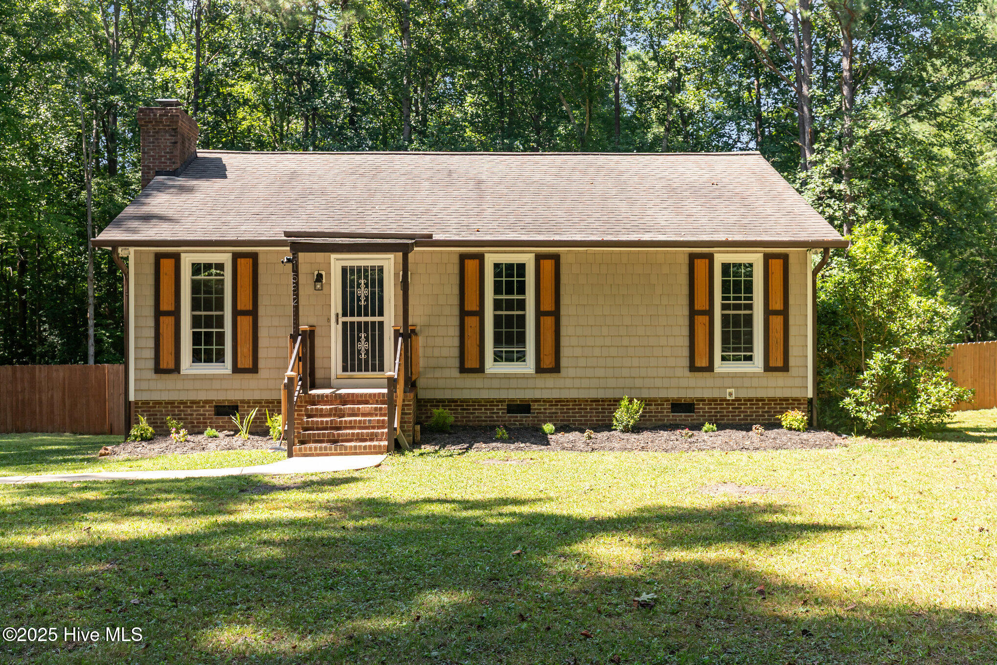 1582 Jordan Narron Road Property Photo 1