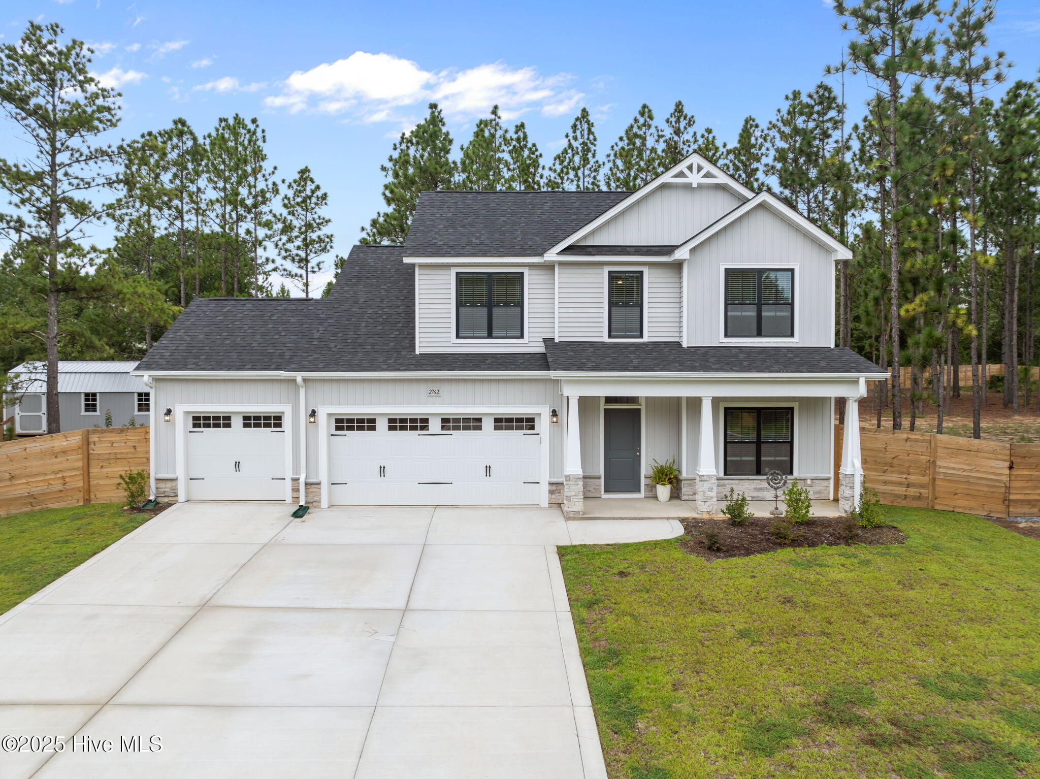 2762 County Line Road Property Photo 1