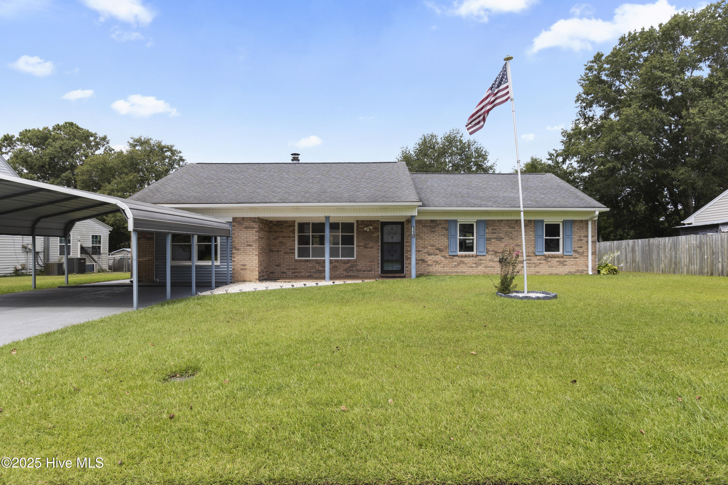 110 Ash Place Property Photo 1